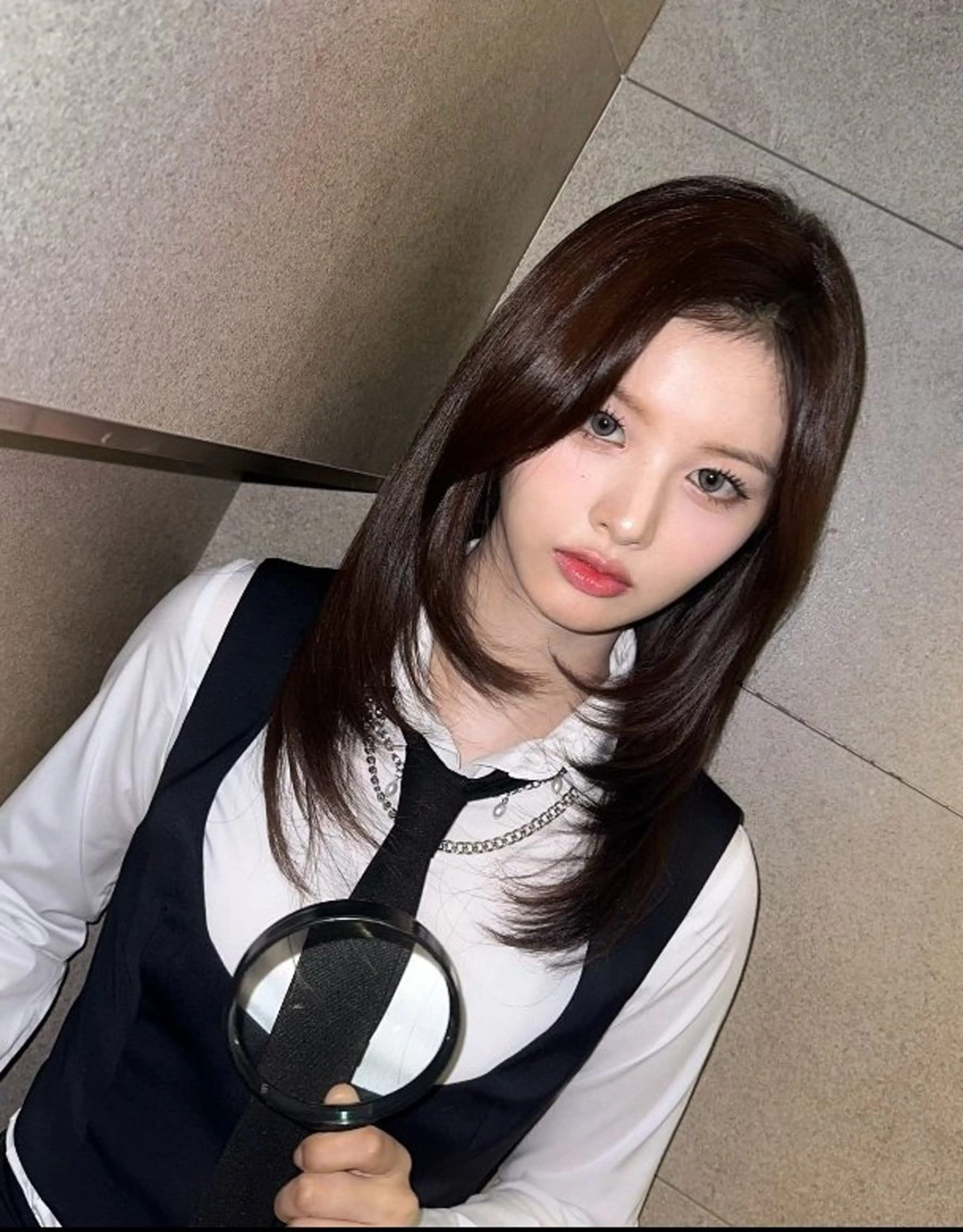 ミディアム 中顔面短縮 顔まわり新田大翔のヘアスタイル