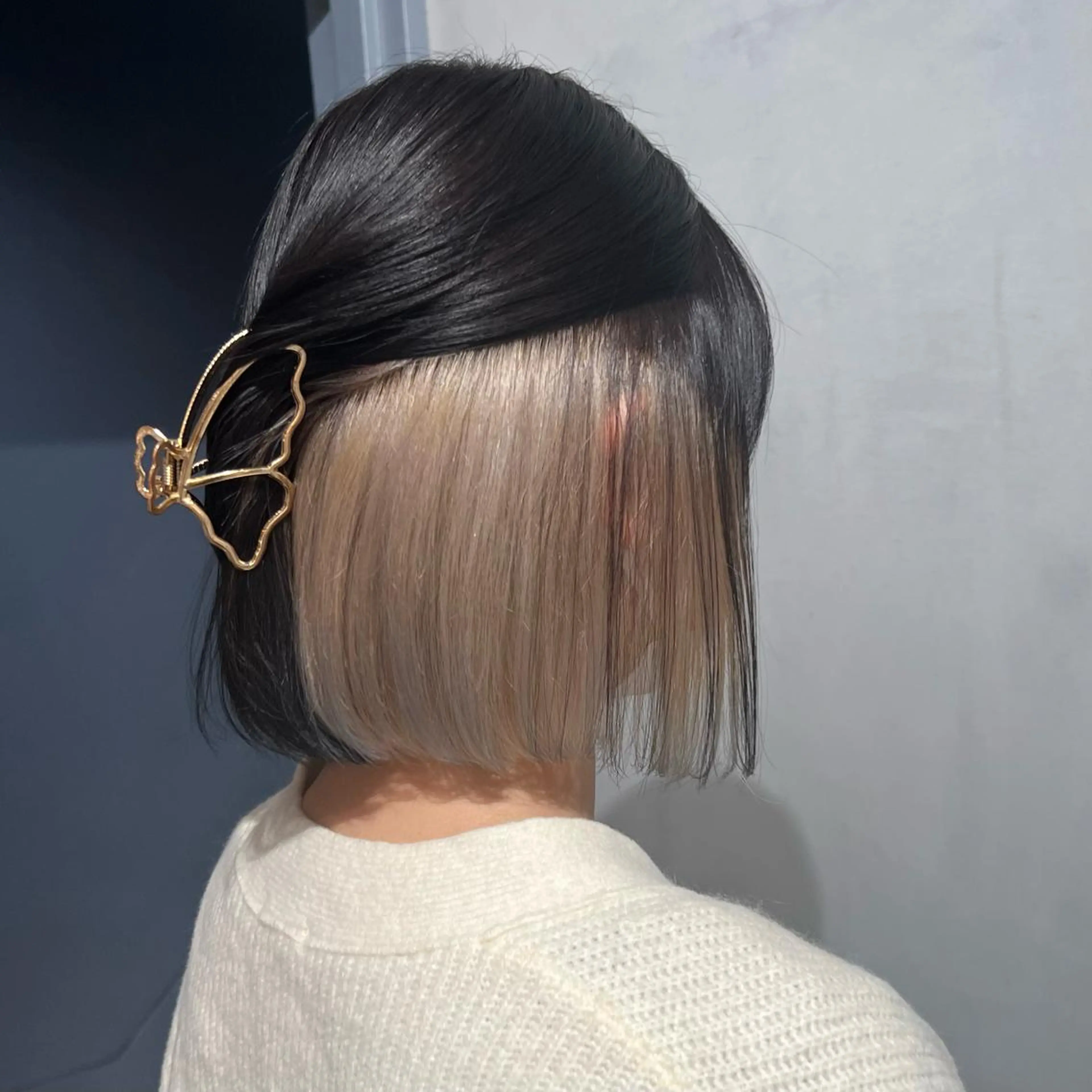 ショート カラー ブリーチ 🩶sayumi🩶 ボブ/美髪矯正/柏のヘアスタイル