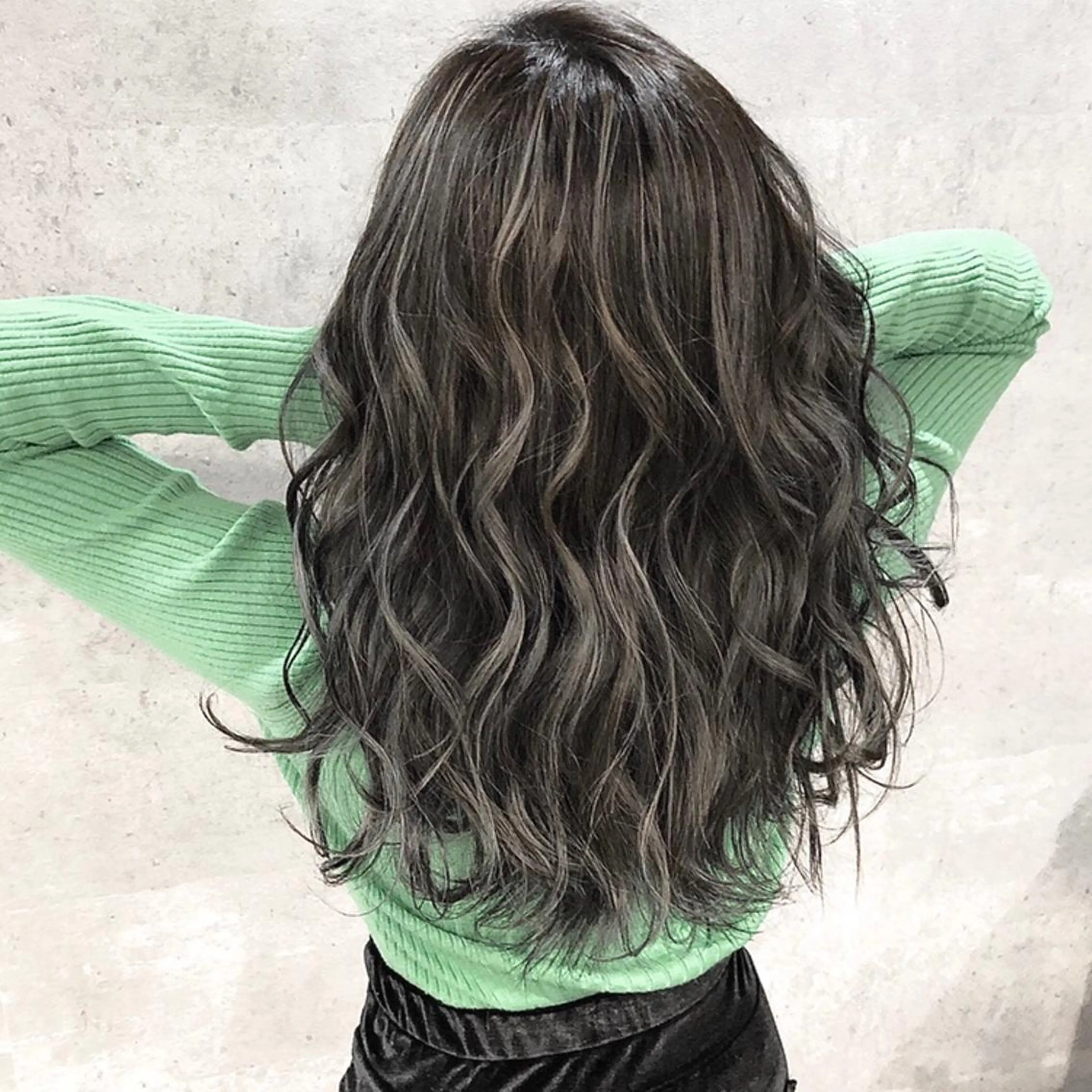 ロング ハイライト ✨MiL✨ ✨心斎橋✨のヘアスタイル