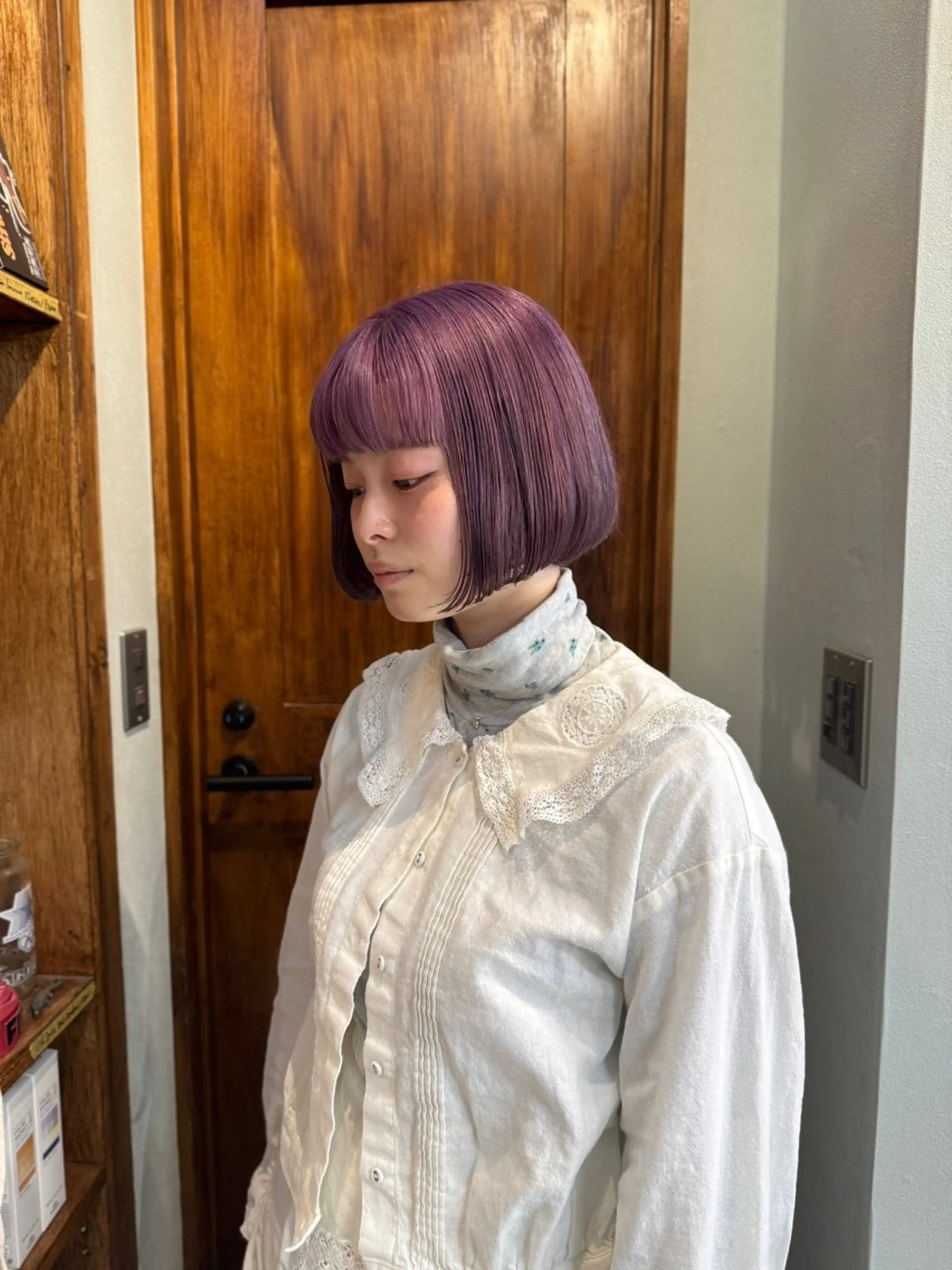 ショート カラー ブリーチ パープルカラー カット ヘアカラー トリートメント マツダテホノカ🌼 ボブ・ハイトーン🌼のヘアスタイル