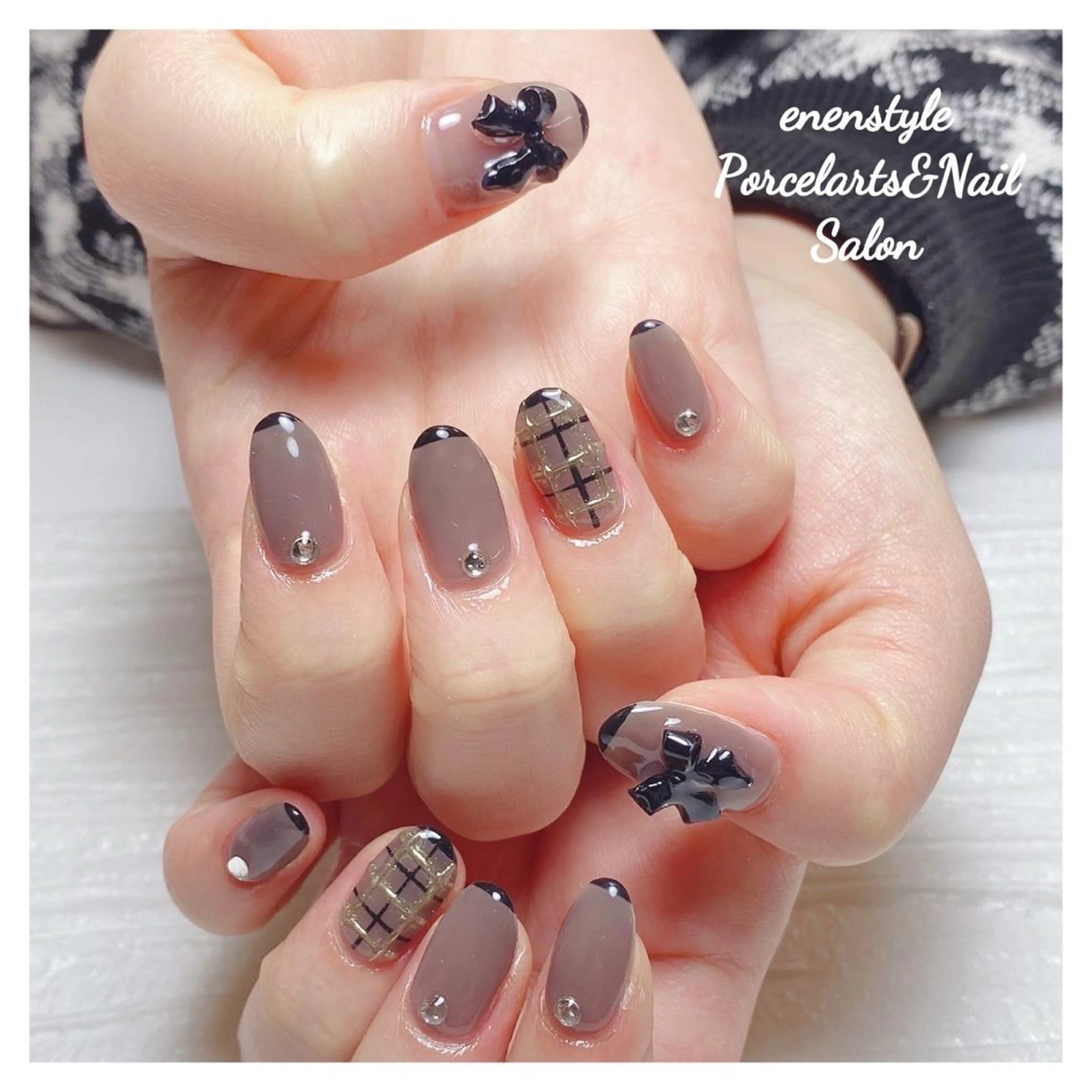 ミディアム ネイル 👑enen style👑のネイルデザイン