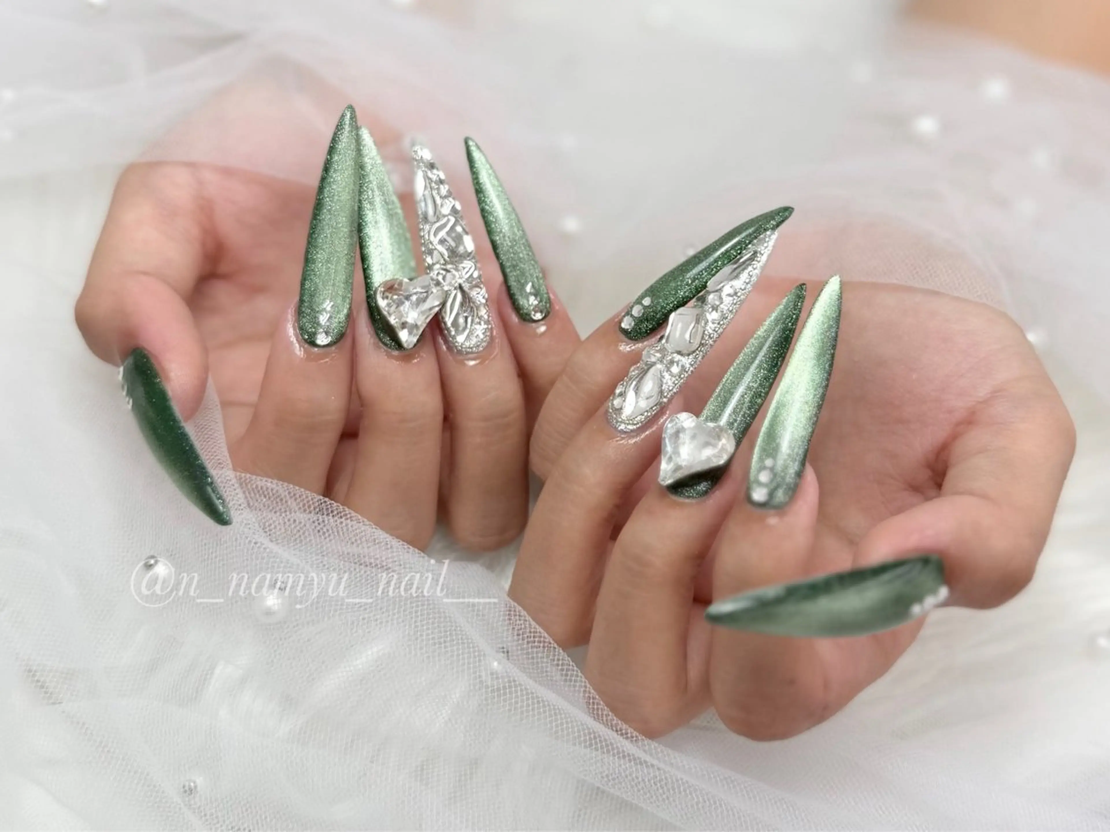 ネイル 長さ出し ロングネイル スーパーロングネイル ネイルチップ ALPHA. ナツキ✨痛ネイルのネイルデザイン