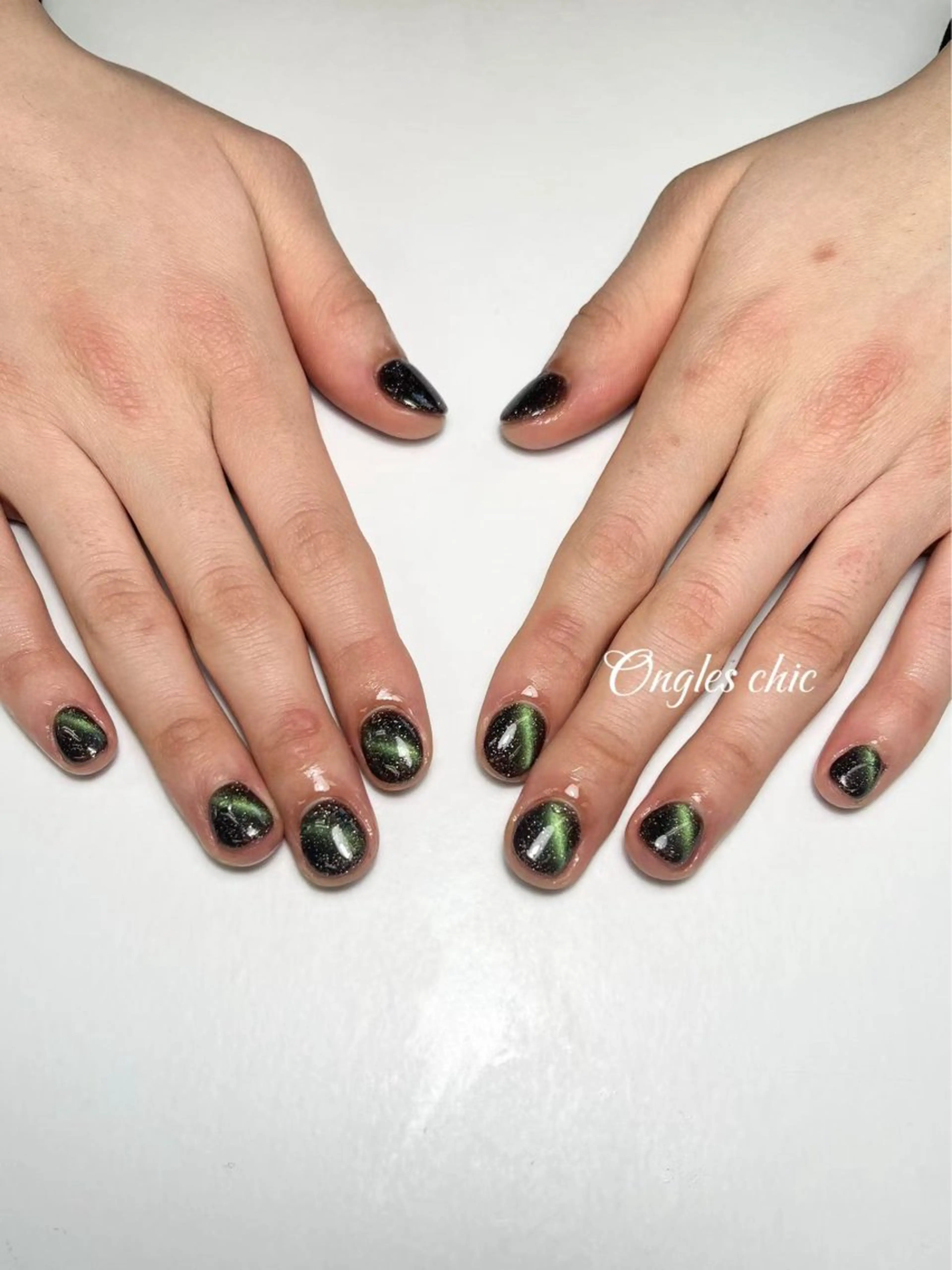 ネイル ハンドネイル ハンドケア ongles chicのネイルデザイン