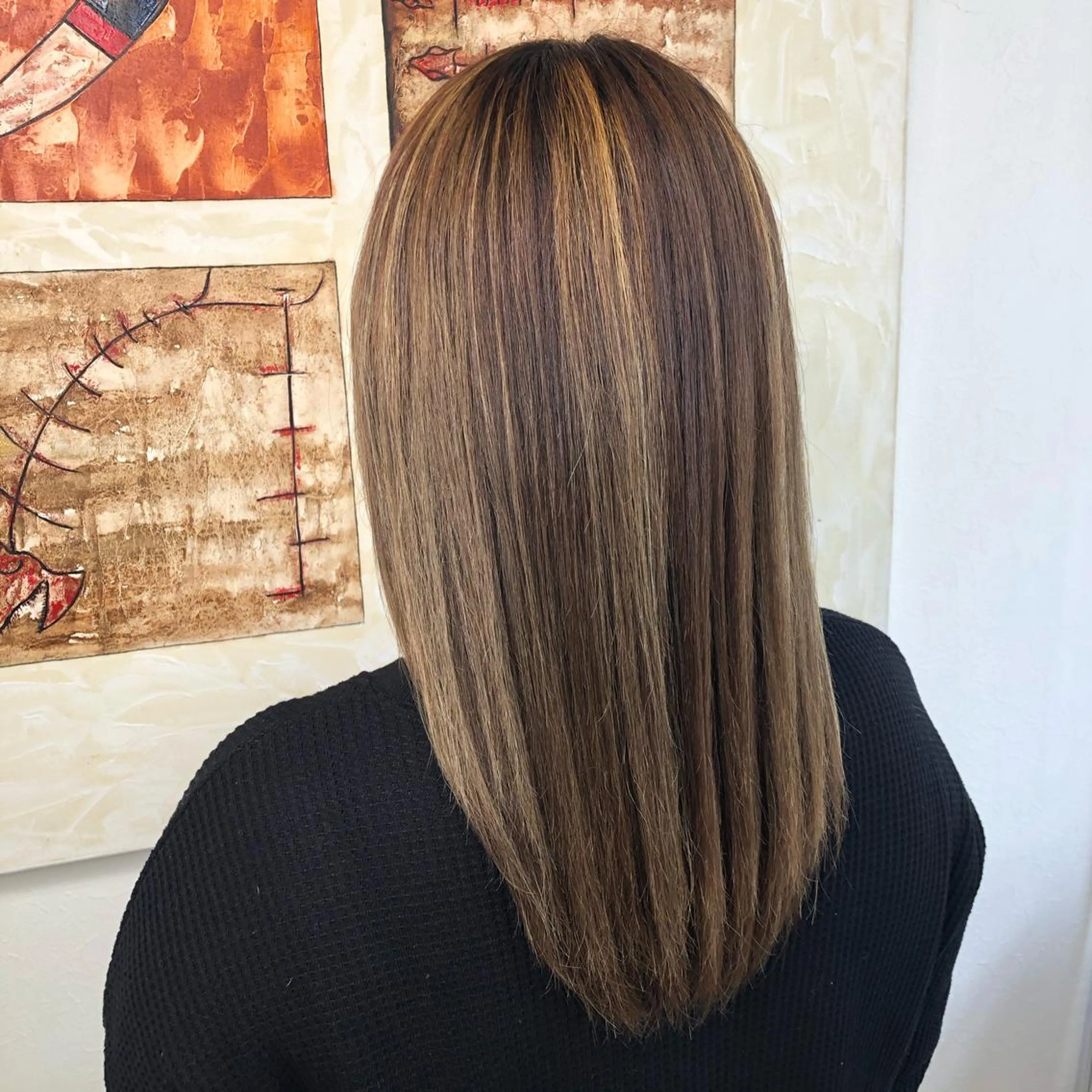 セミロング パーマ 鶴﨑 美優亜のヘアスタイル