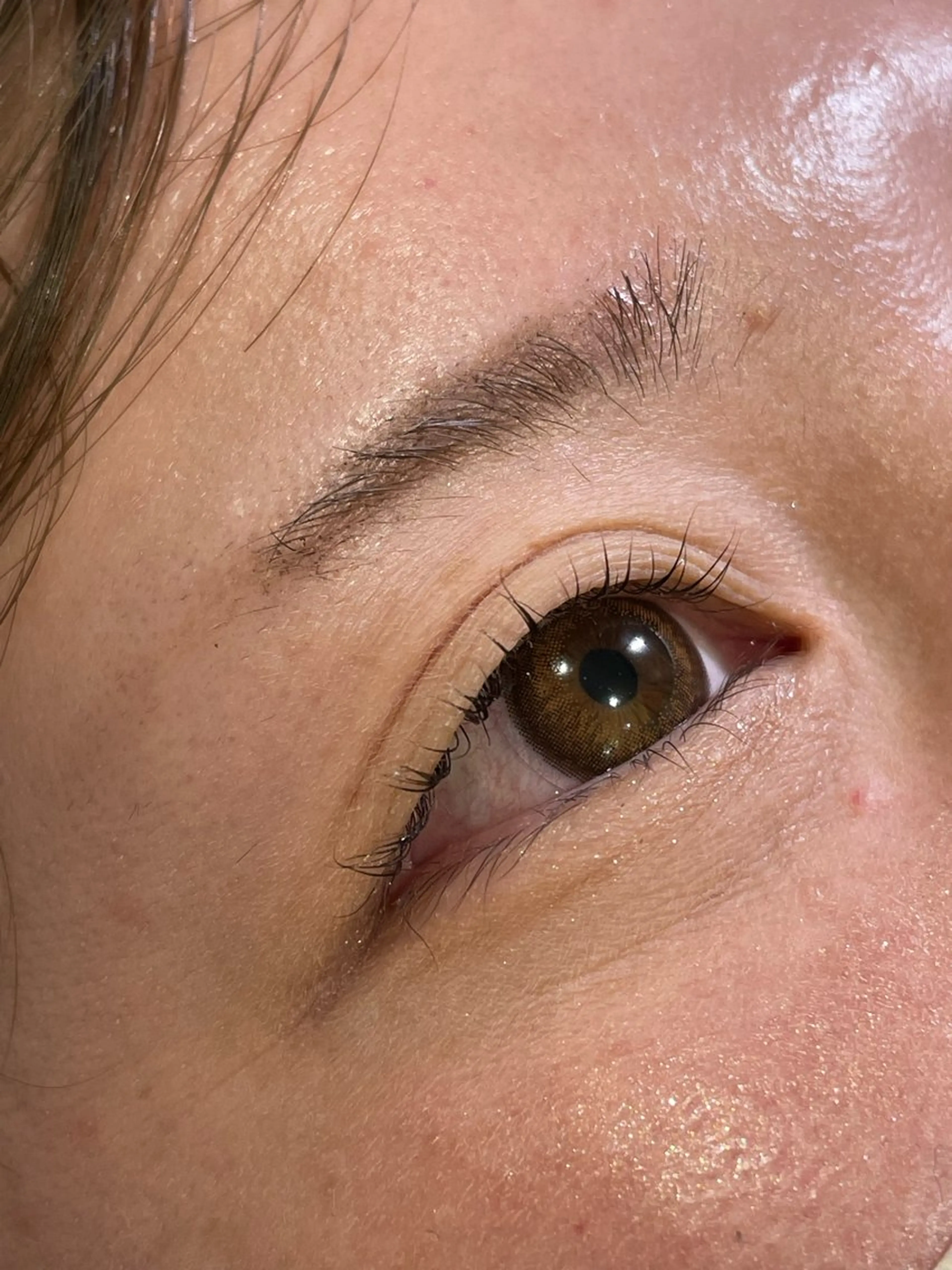 マツエク・マツパ 井上 真里奈のヘアスタイル