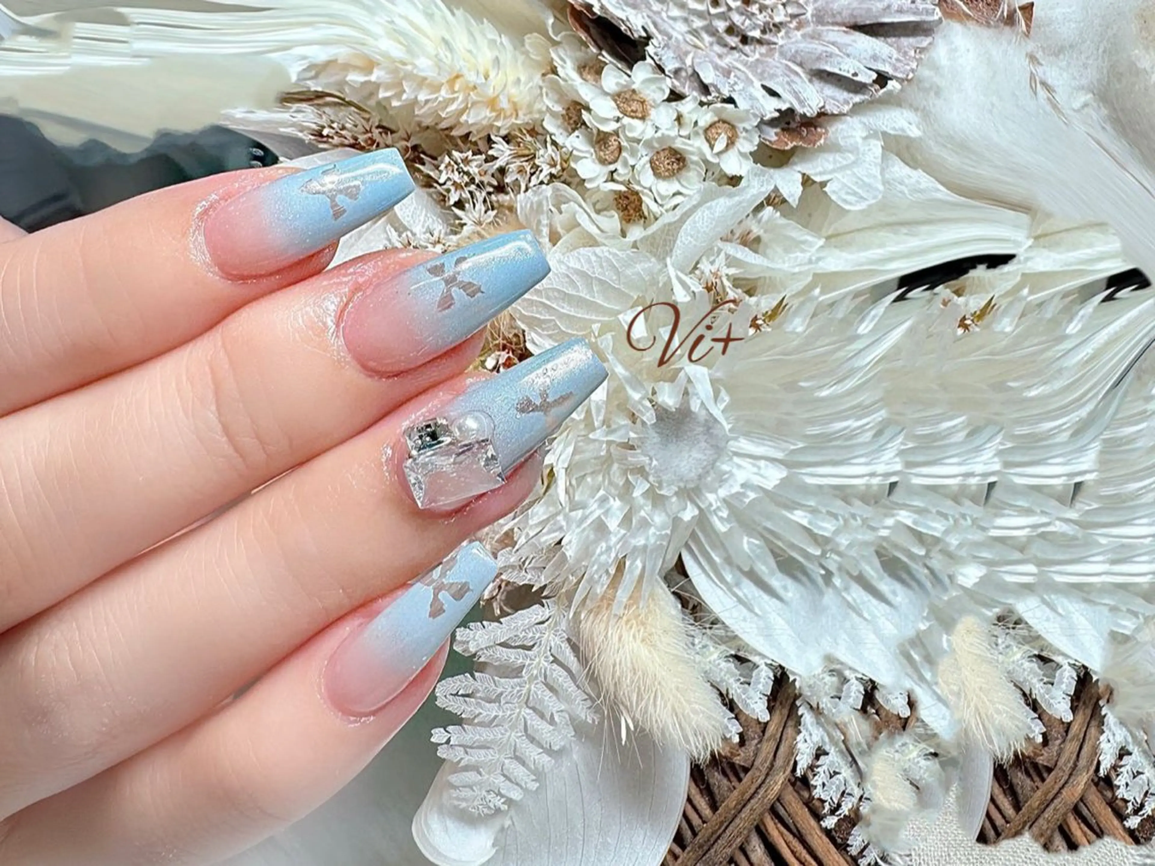 ネイル ハンドネイル ✨Nailsalon Vi+✨のネイルデザイン