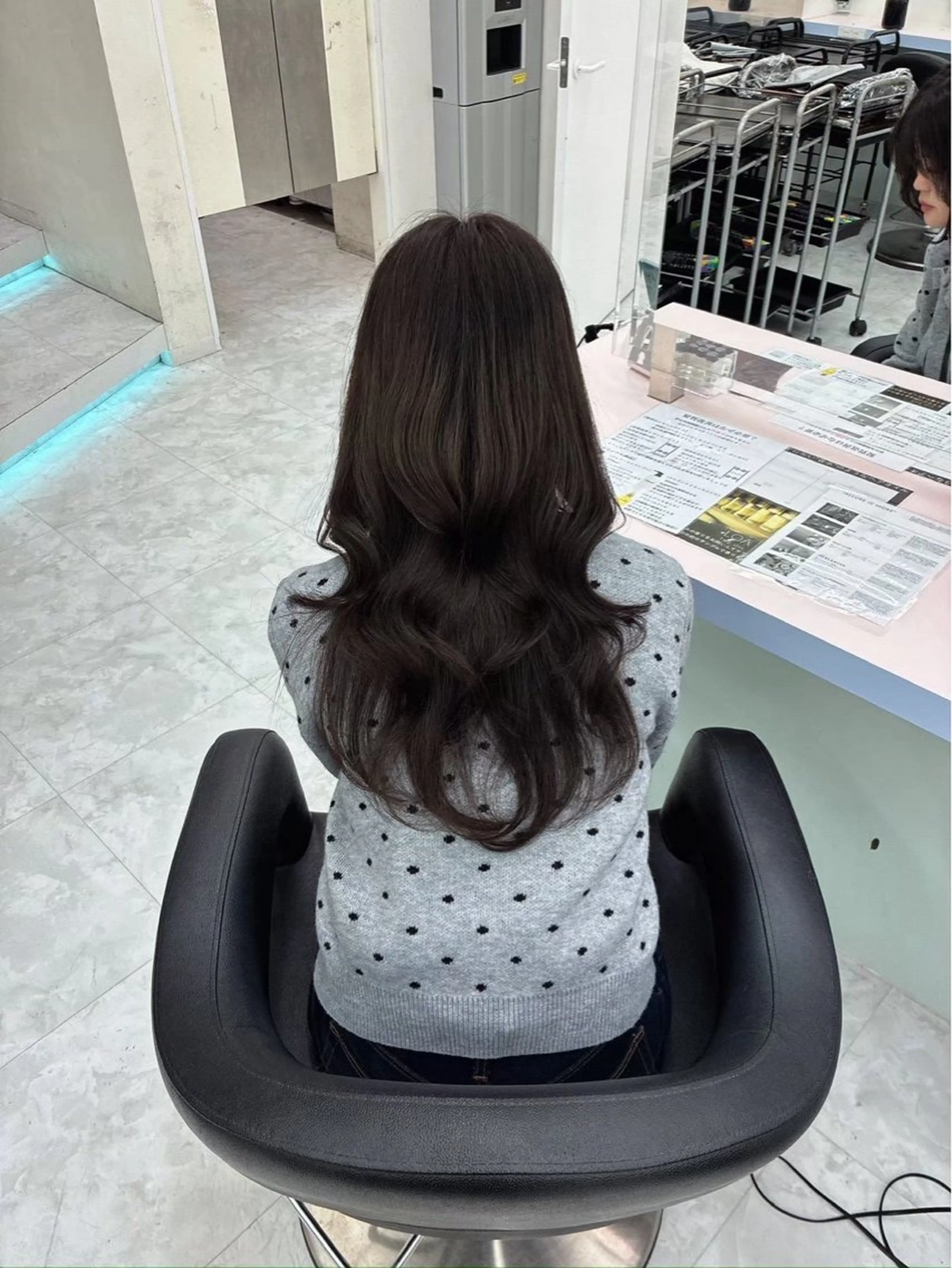 ロング カラー ヘアアレンジ 金山 律　暖色系カラーのヘアスタイル