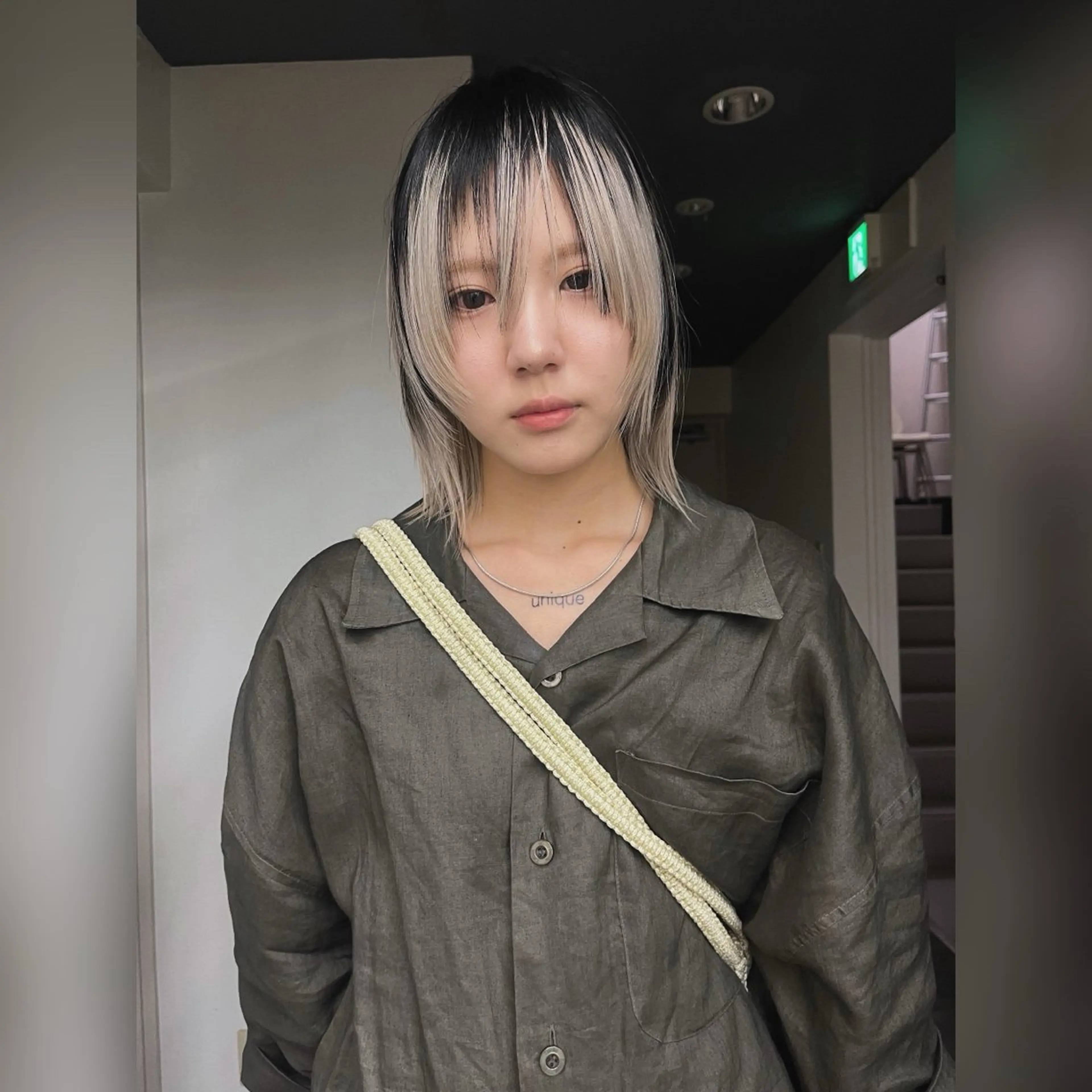 ミディアム カラー カット ヘアカラー ムード造るハイトーン ケアブリーチ/ユウキのヘアスタイル