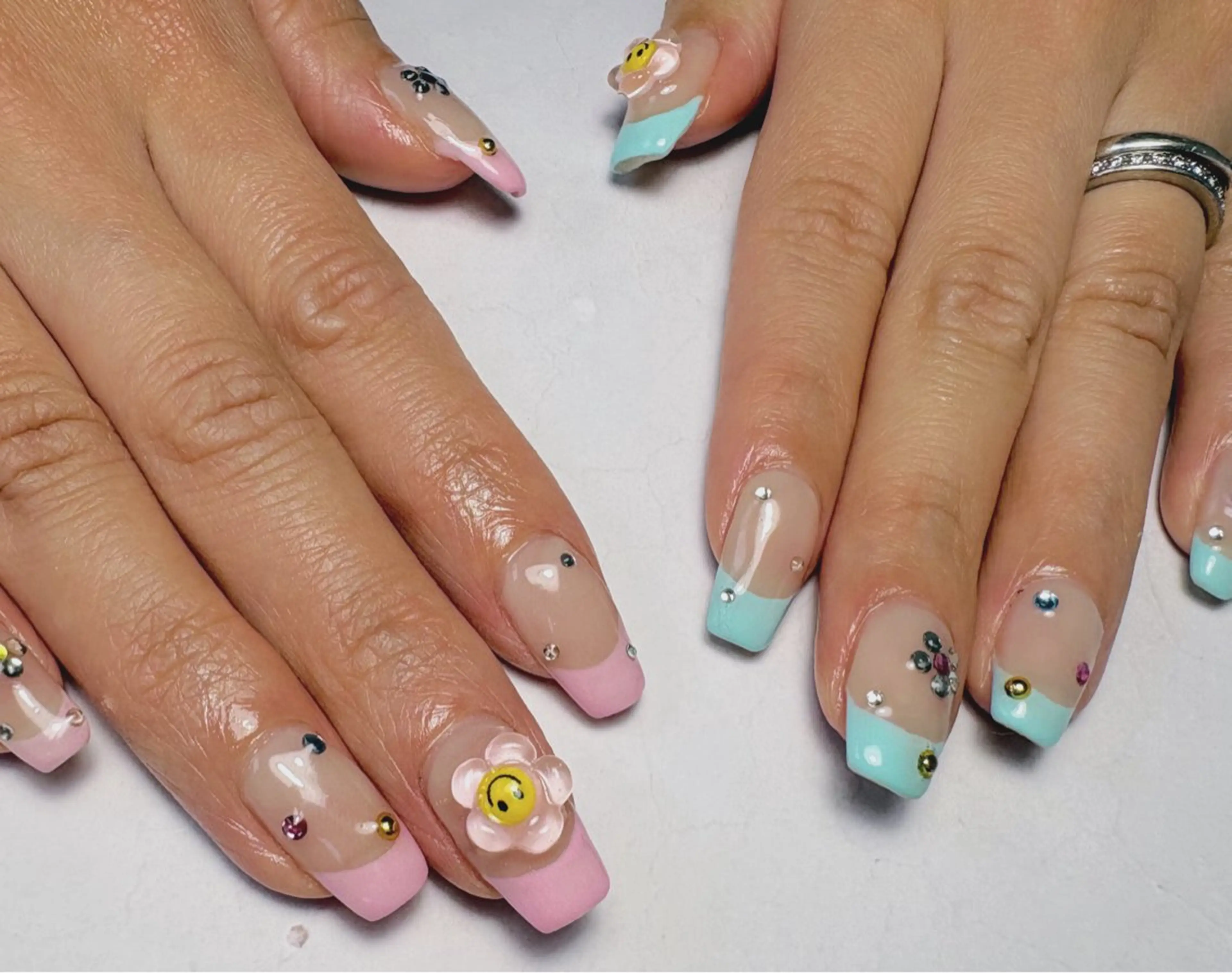 ネイル フレンチネイル パステルネイル シンプルネイル 春ネイル ハンドネイル Nail Salon noiのネイルデザイン