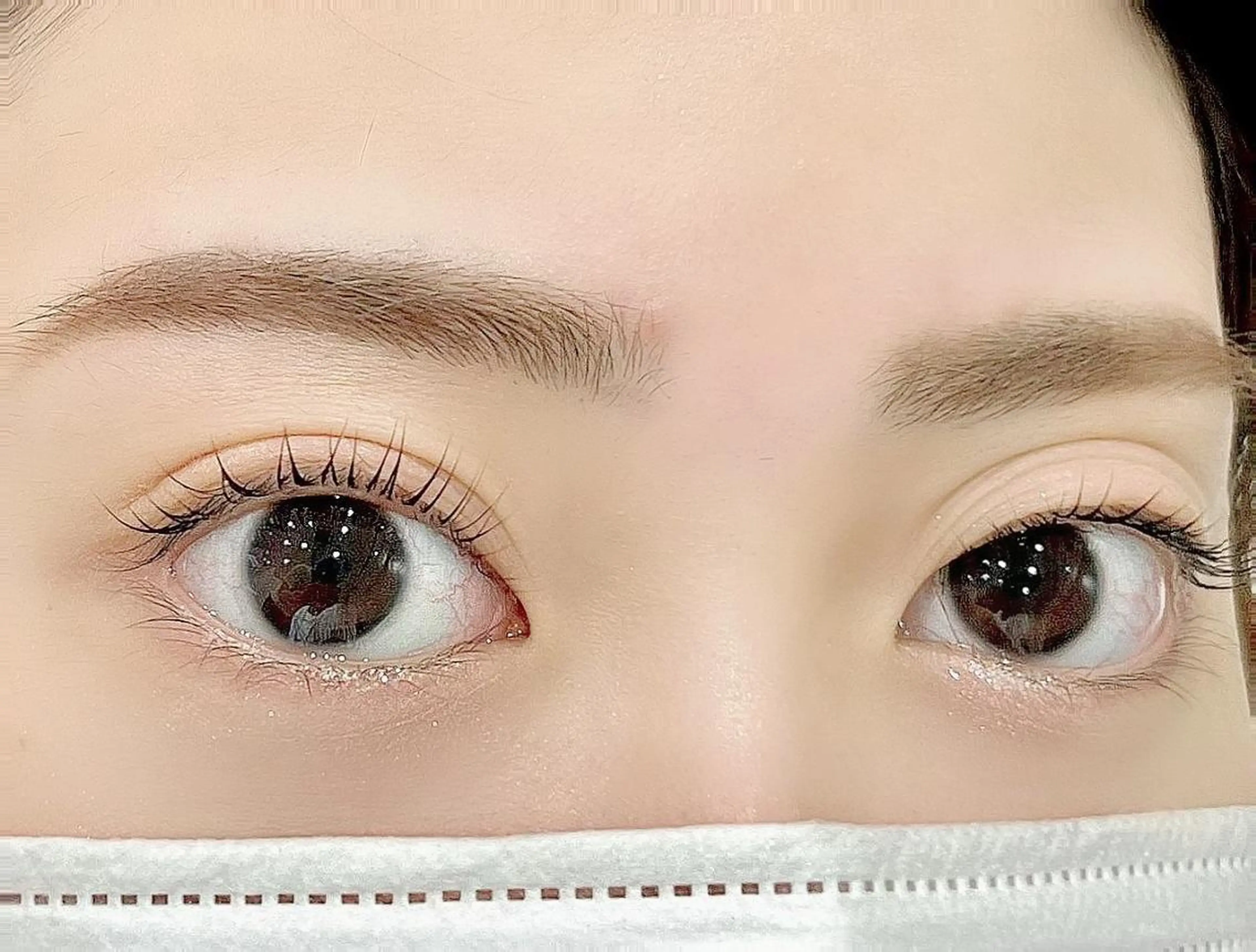 マツエク・マツパ まつげパーマ WHITE EYE 田井 初季の眉毛・アイブロウイメージ