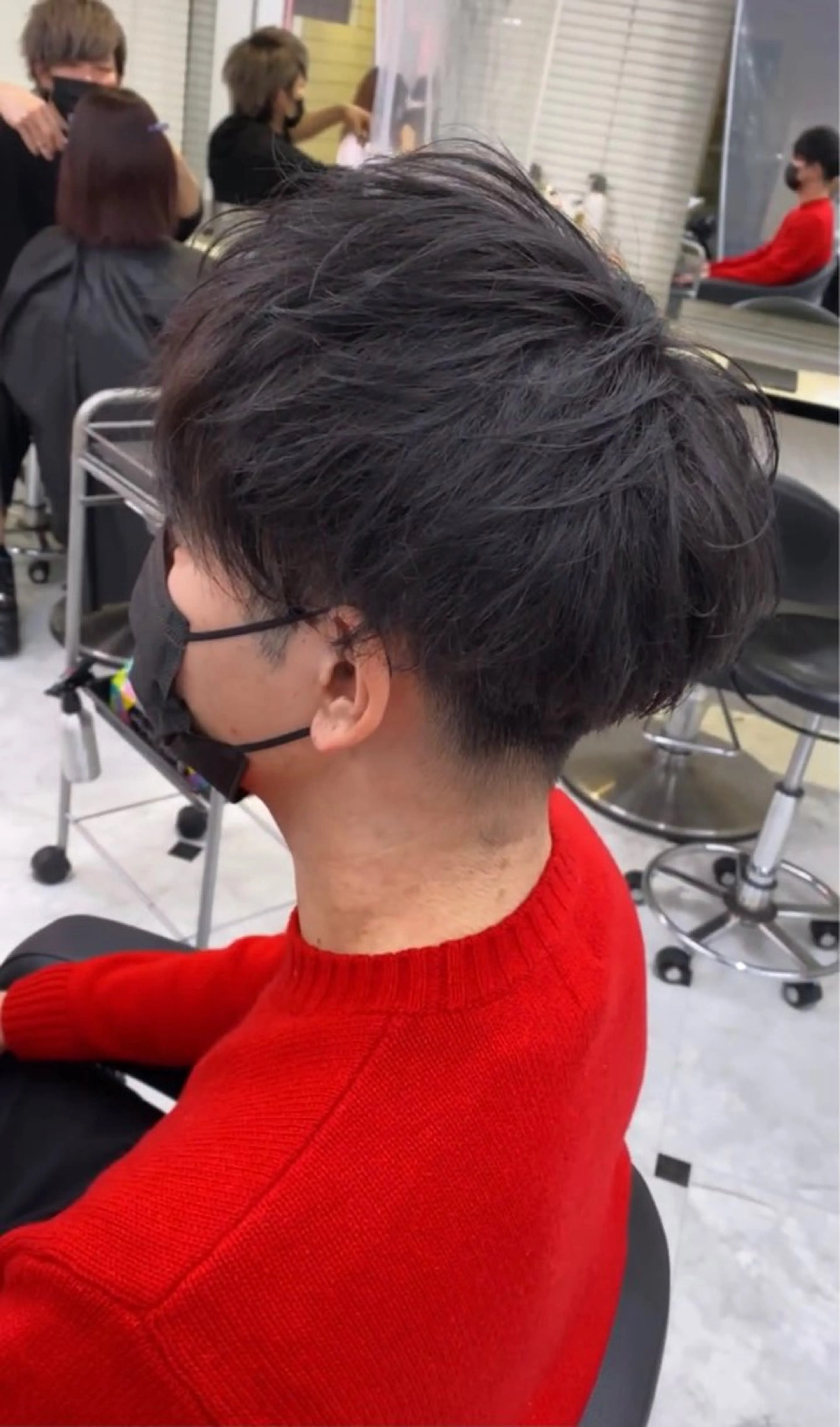 ショート パーマ レイヤーダブルカラー KYON店長のヘアスタイル