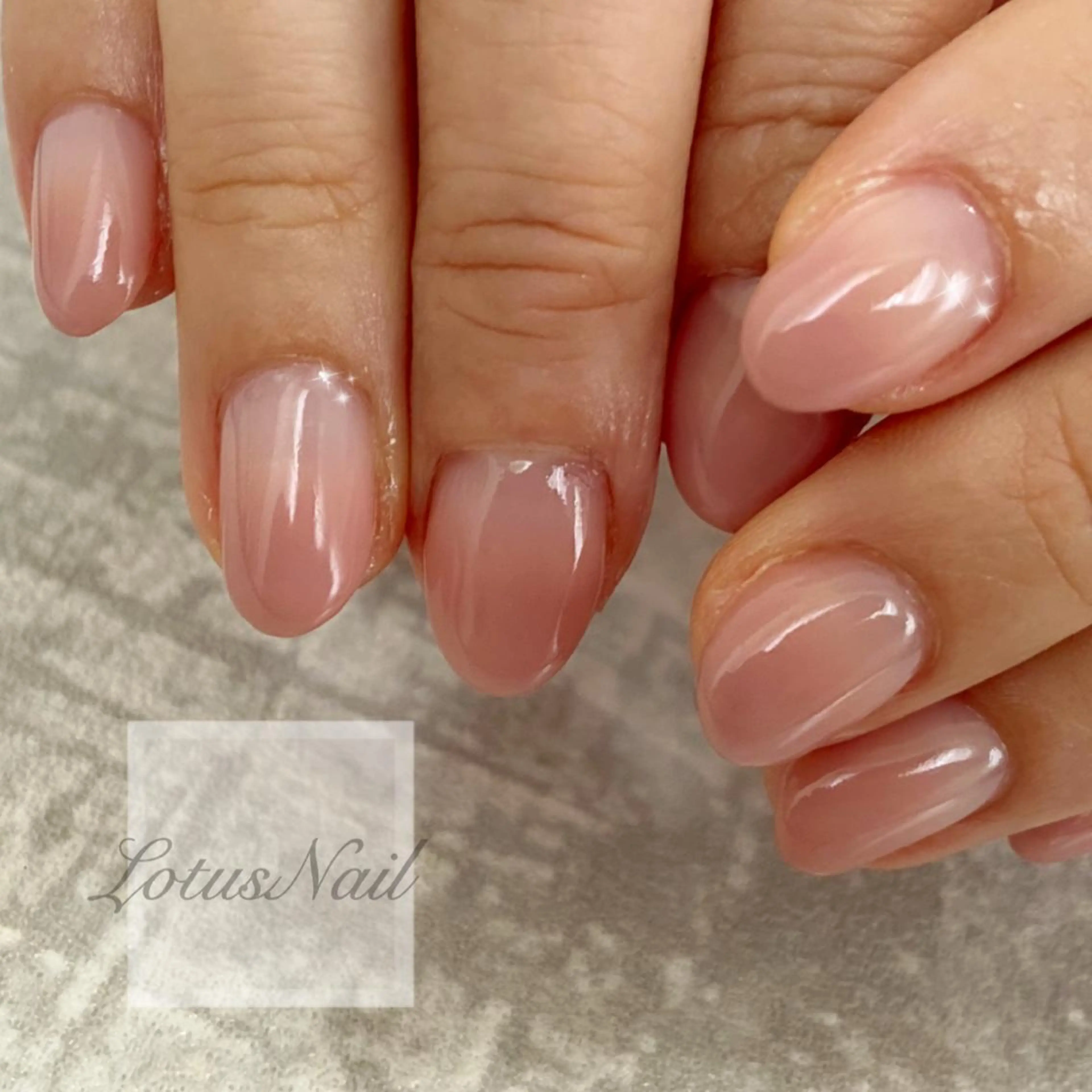 ネイル グラデーション Lotus Nailのネイルデザイン