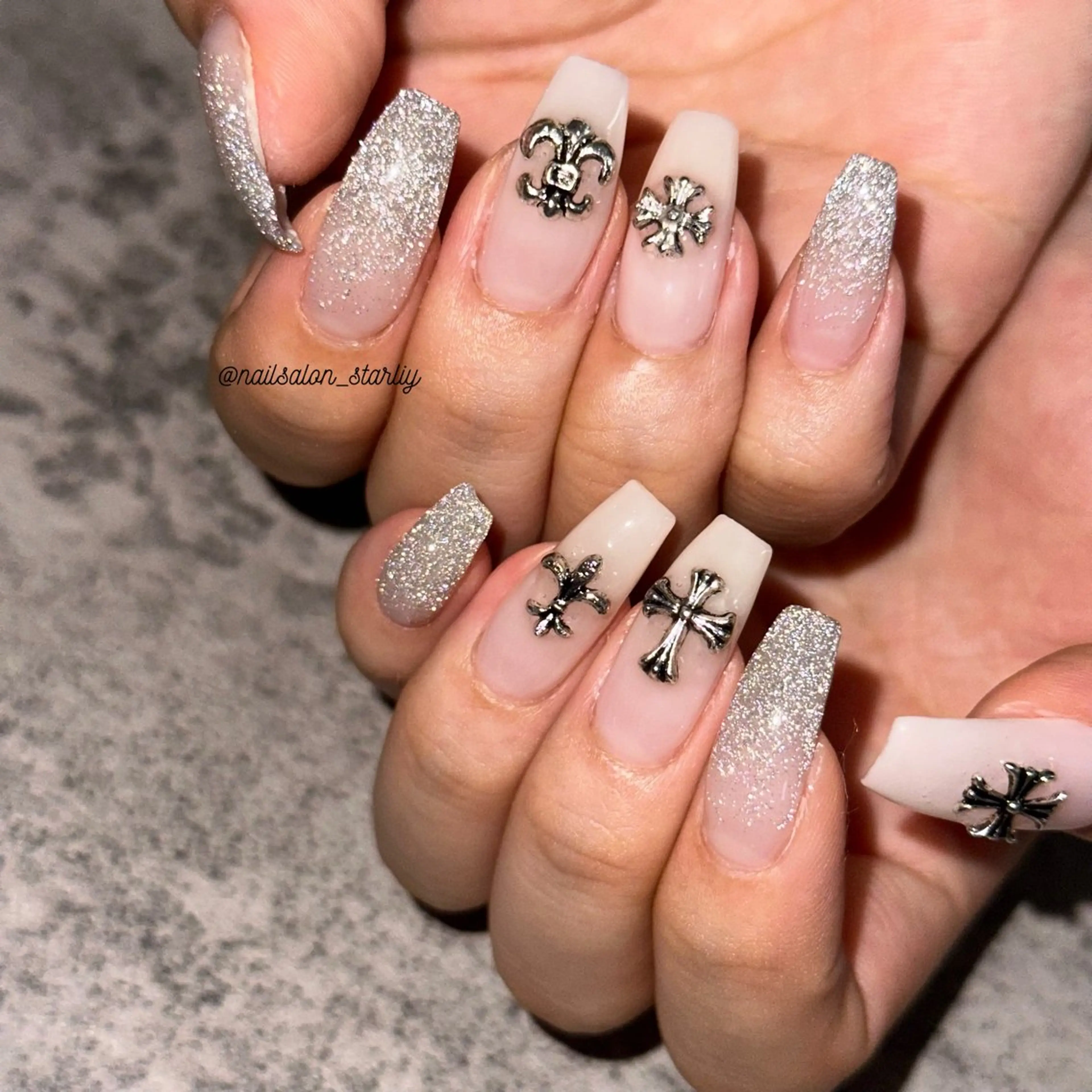 ネイル ~Starliy~ 三重県津市のネイルデザイン