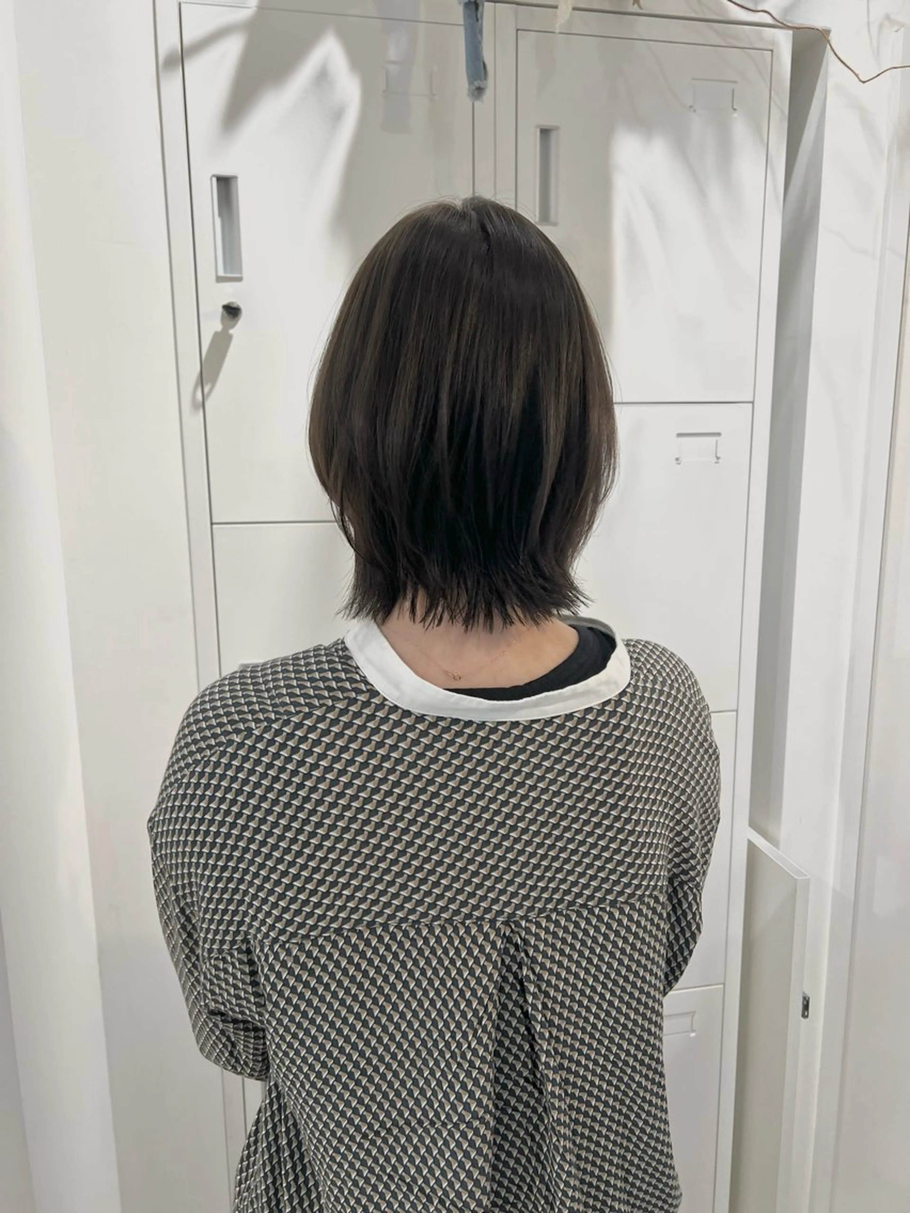ショート カラー ボブレイヤー アッシュ ボブ レイヤーカット カット ヘアカラー トリートメント 黒阪 なみのヘアスタイル