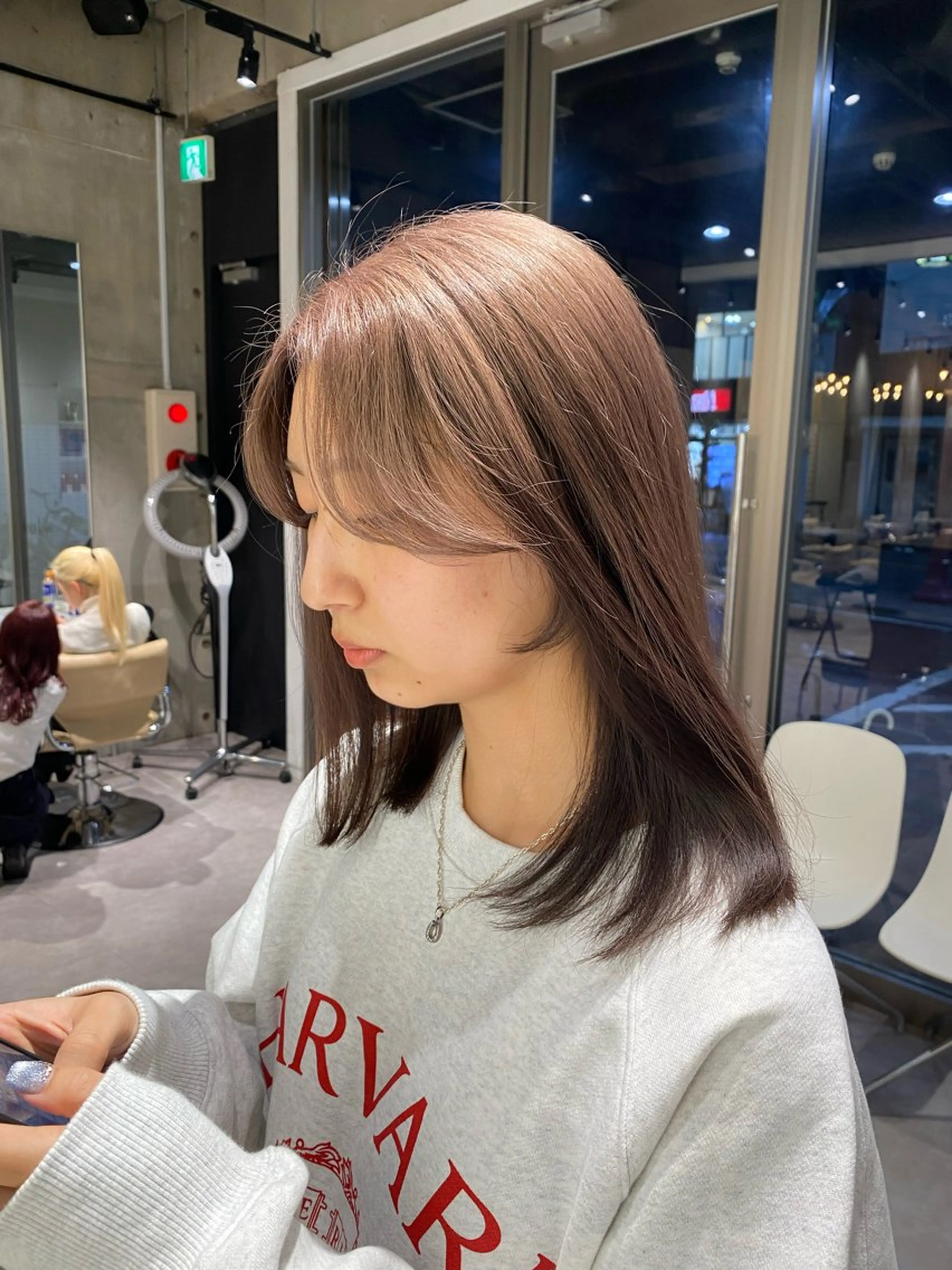 セミロング カラー ピンクカラー ヘアカラー mina🪐立川駅/ 無料ショートカットのヘアスタイル