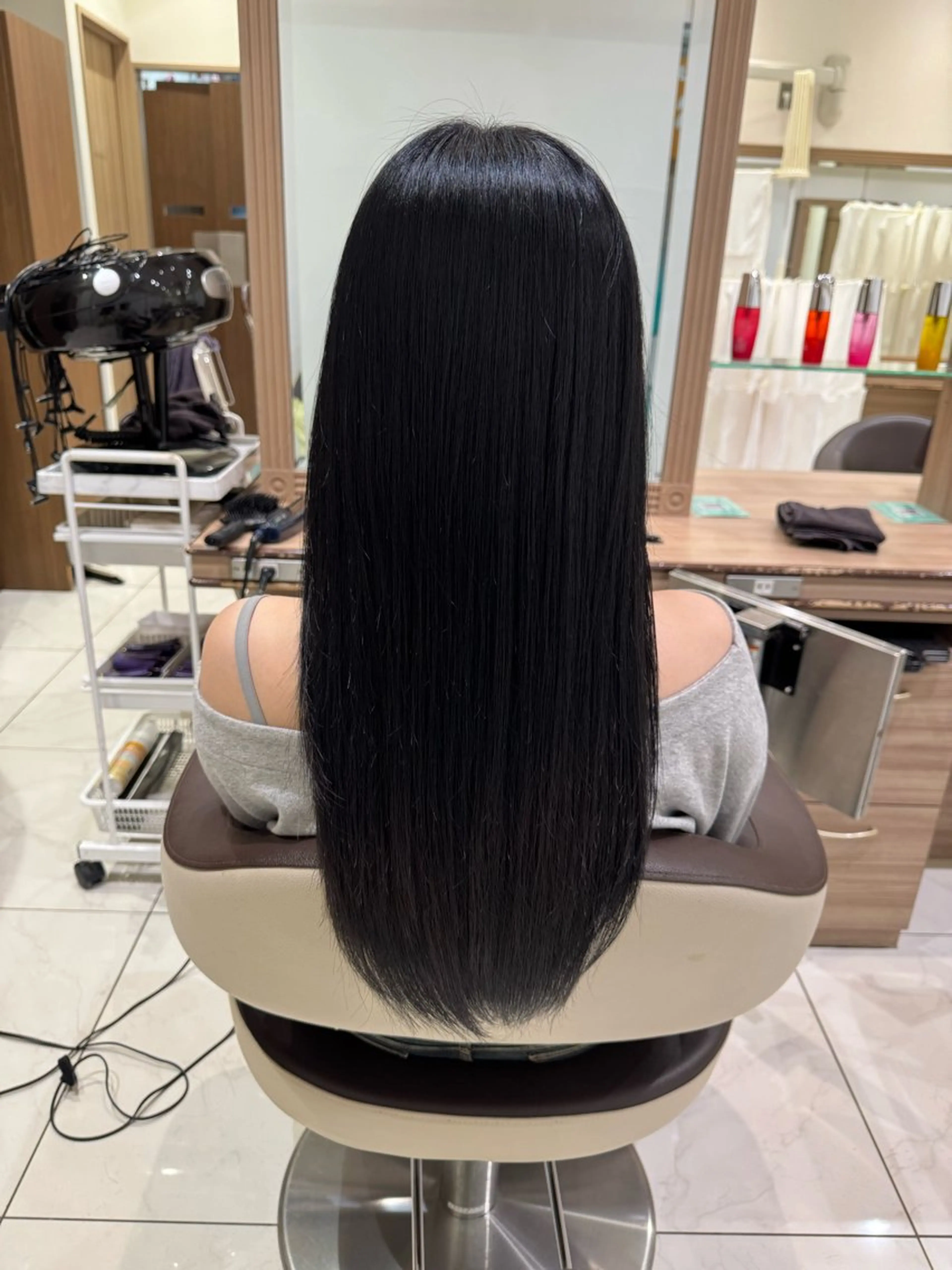 カラー ✨カラー特化髪質改善 稲吉✨のヘアスタイル