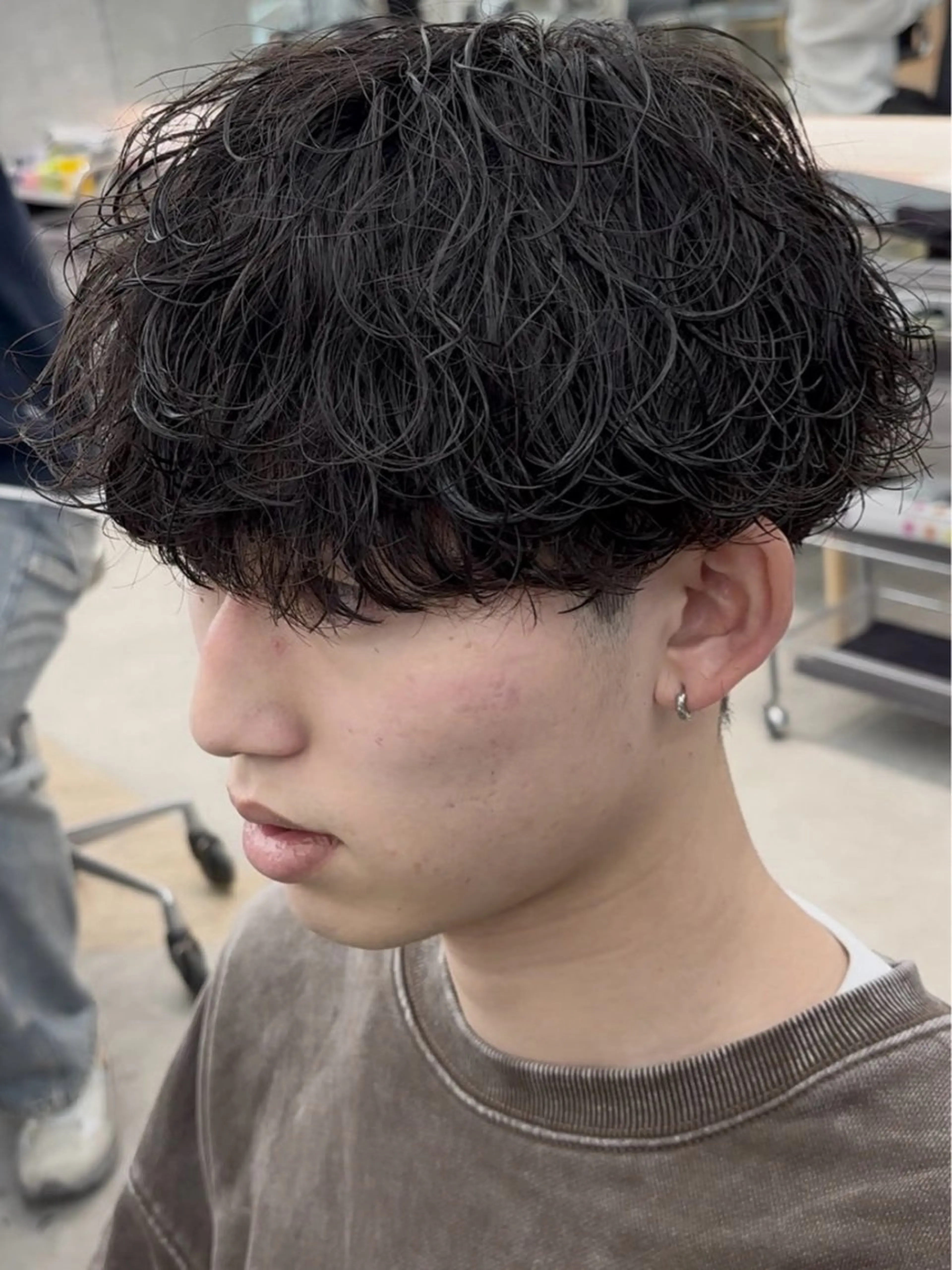 パーマ メンズ マッシュ メンズパーマ 波巻きパーマ 中川 稜のヘアスタイル