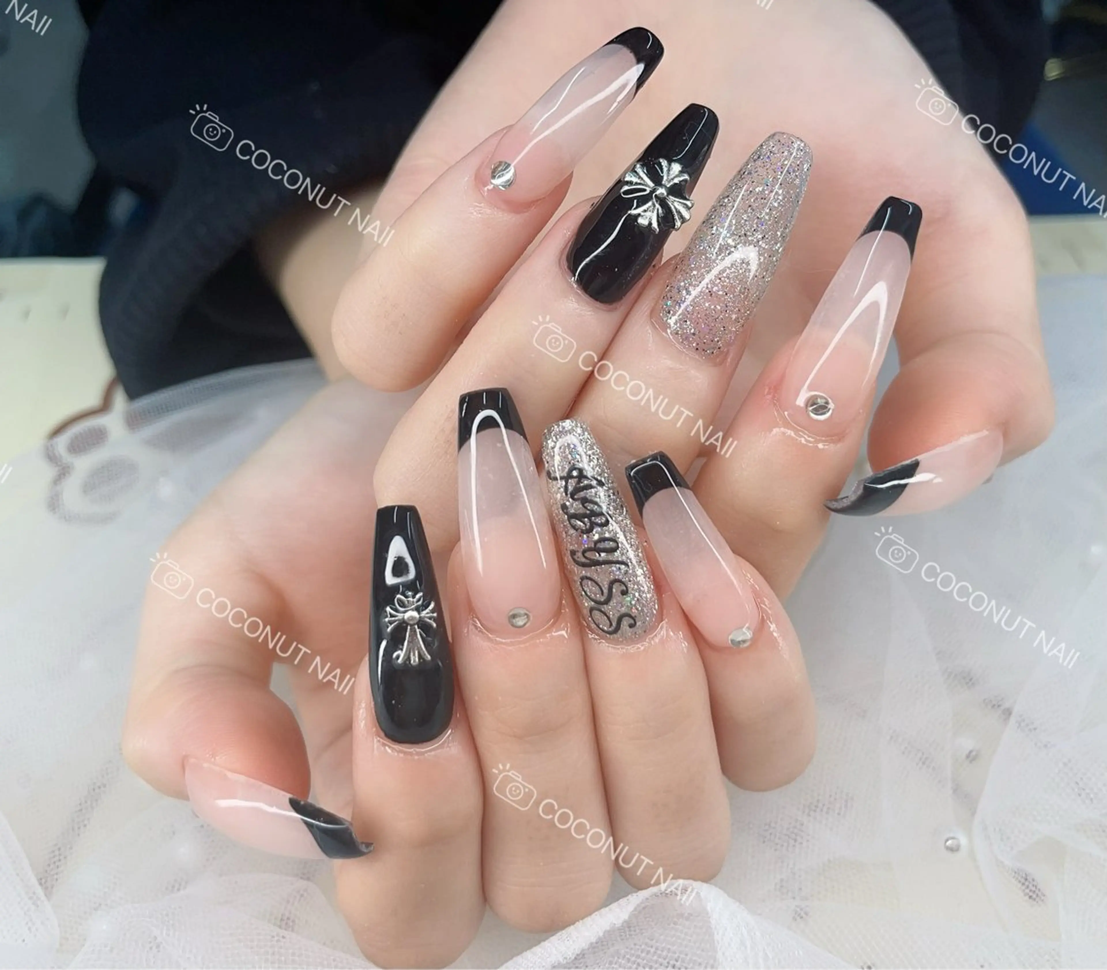 ネイル ハンドネイル 神田 ココナッツのネイルデザイン