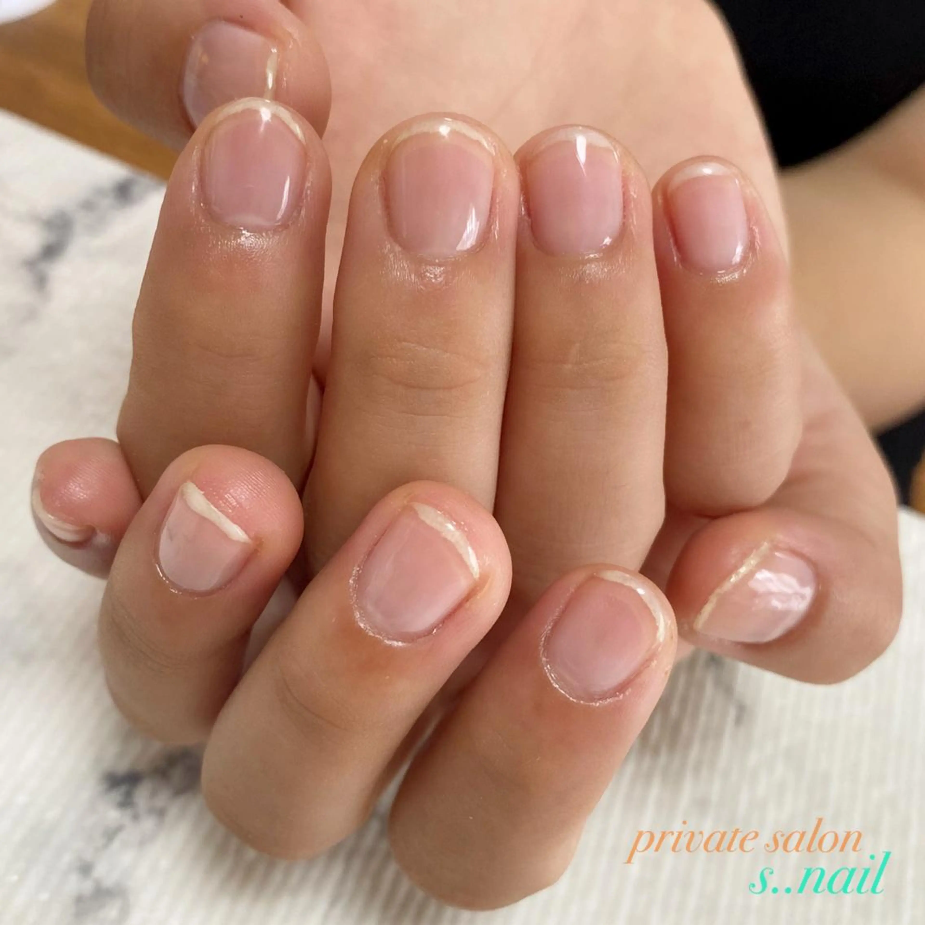 ●クリアネイル　※オフありの写真