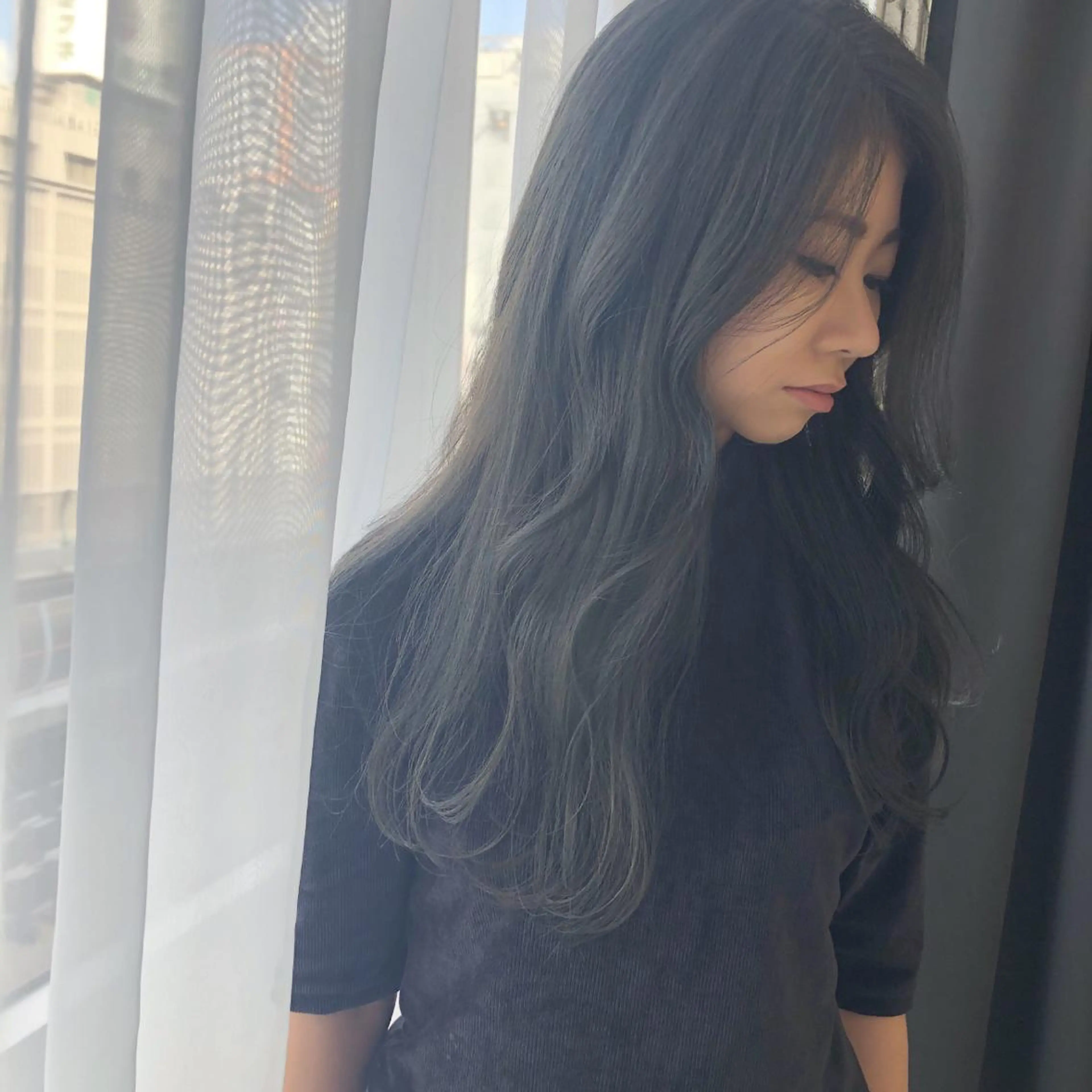 ロング カラー アディクシーカラー アッシュ ブリーチ ブリーチなしカラー ORIKA 美容室のヘアスタイル