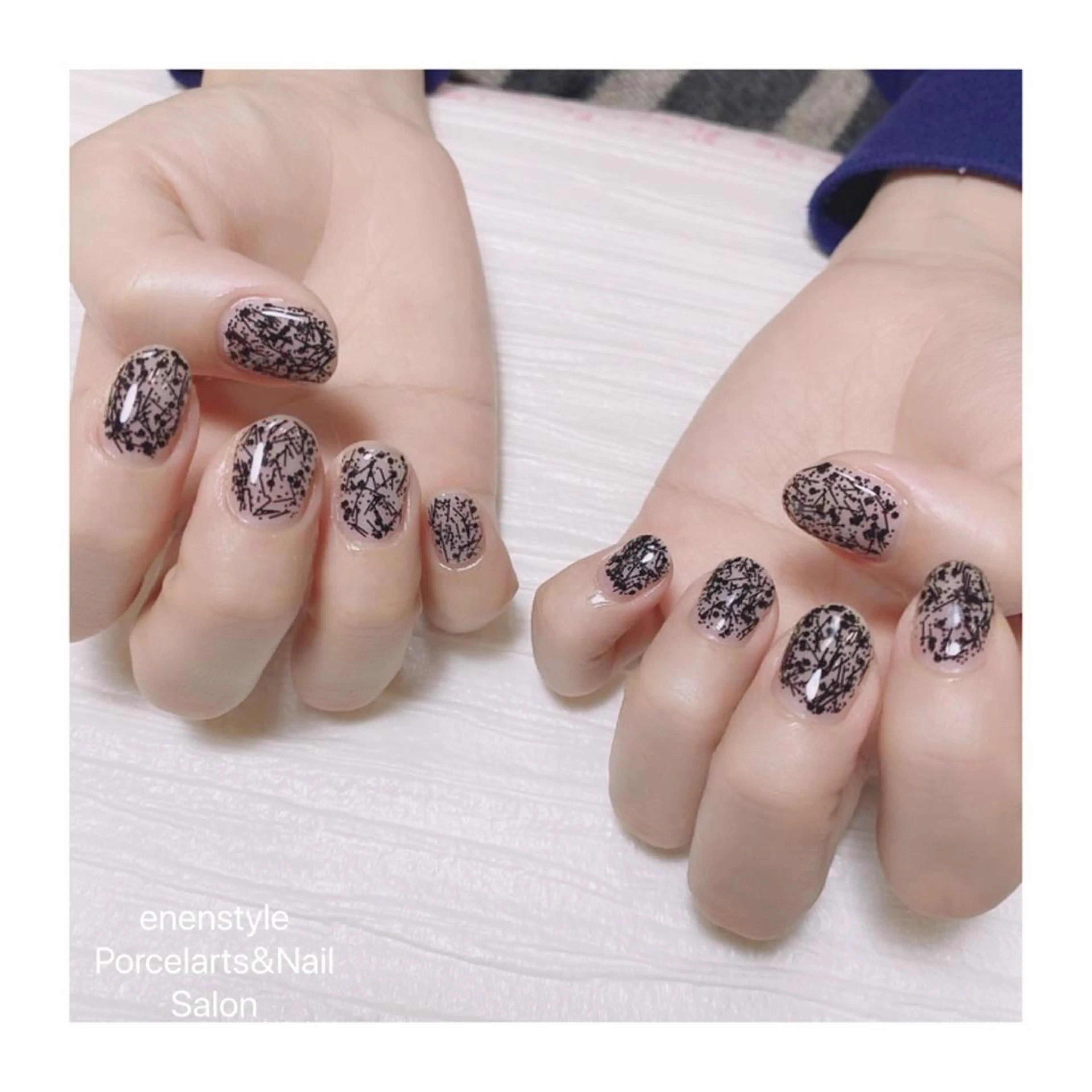 ショート ネイル 👑enen style👑のネイルデザイン