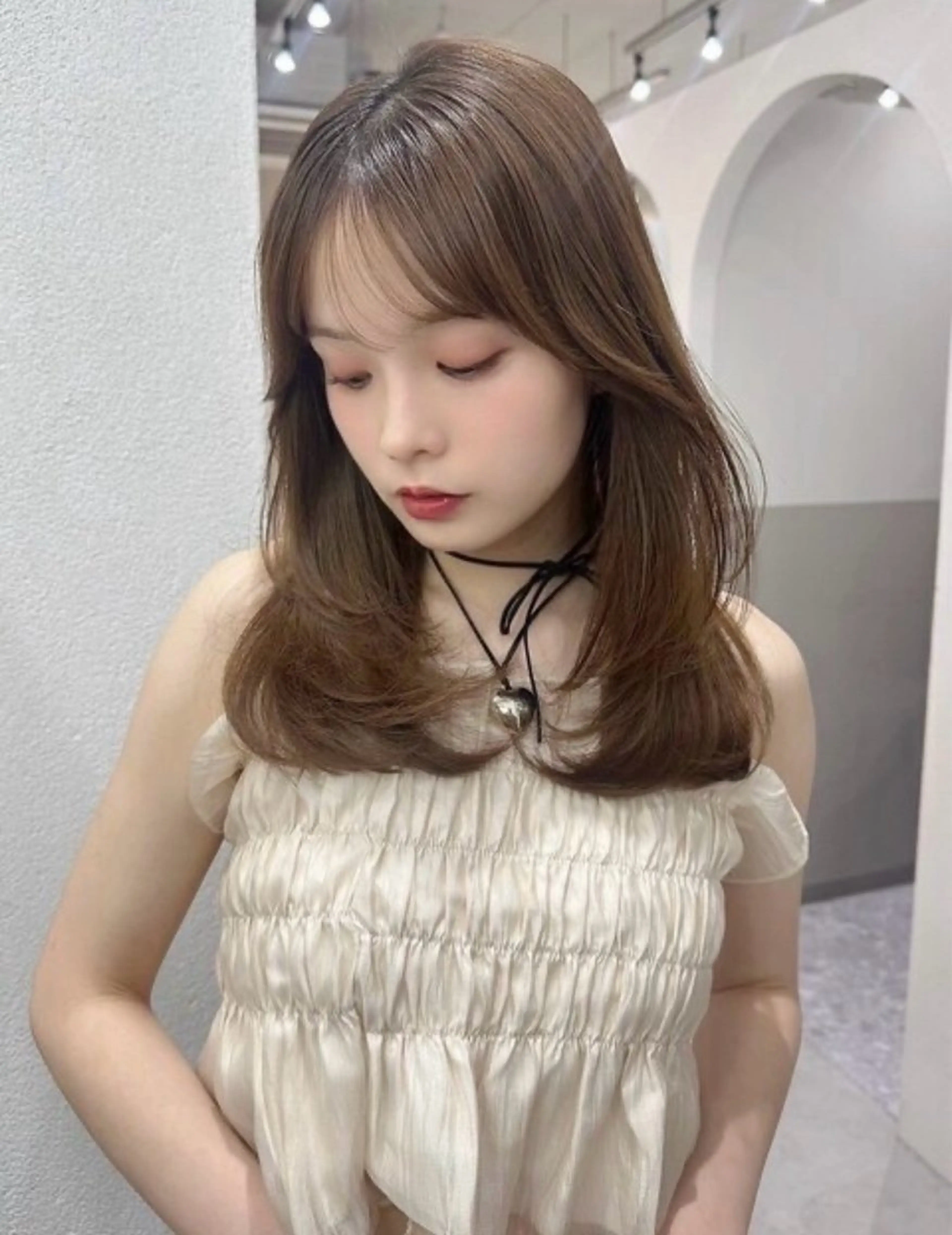 セミロング ブリーチ/縮毛矯正/ 韓国/💗ホノカ💗のヘアスタイル