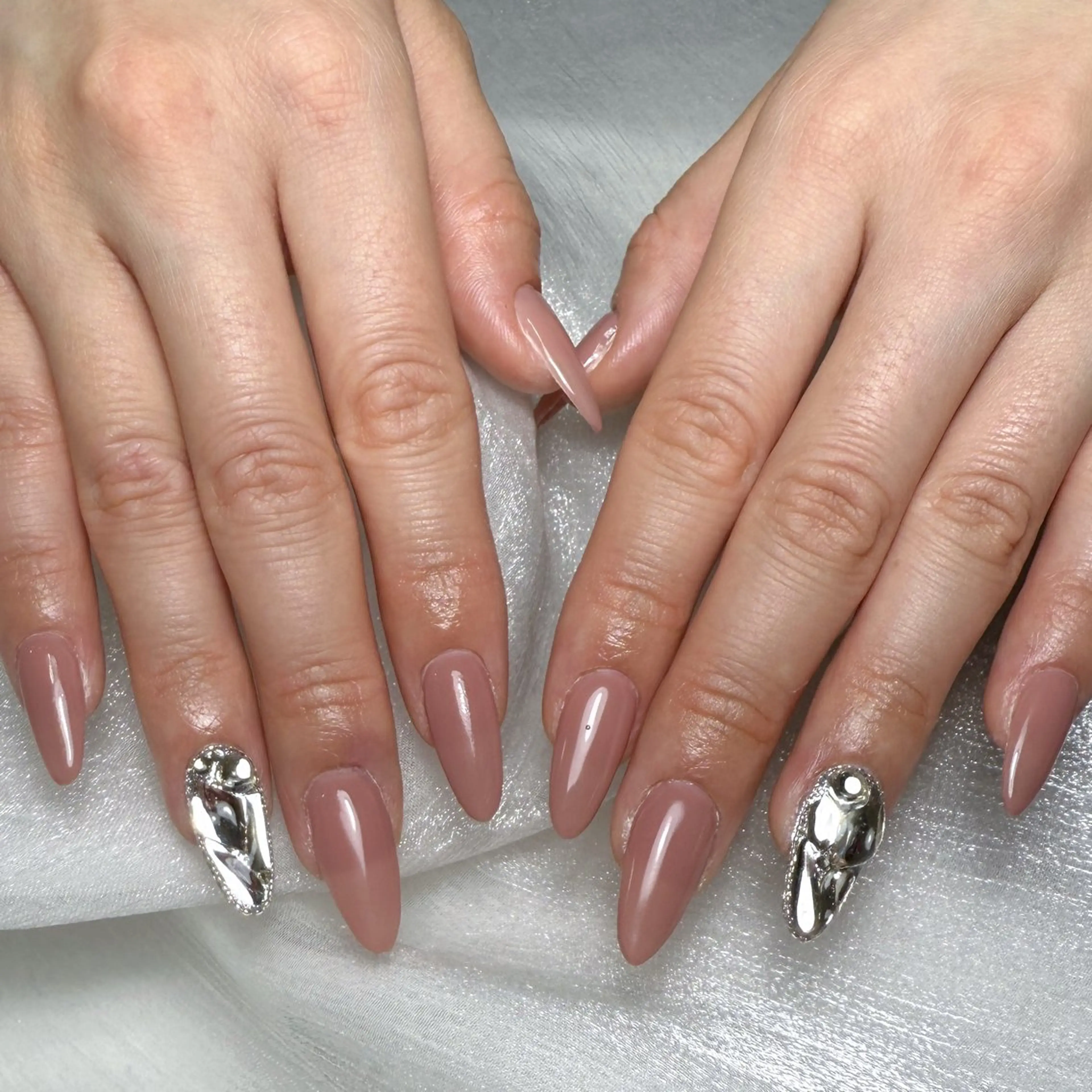 メンズ ネイル メンズ韓国風 アートネイル オーロラネイル ガーリー キラキラネイル ハンドネイル Nail salon 木にいるのネイルデザイン