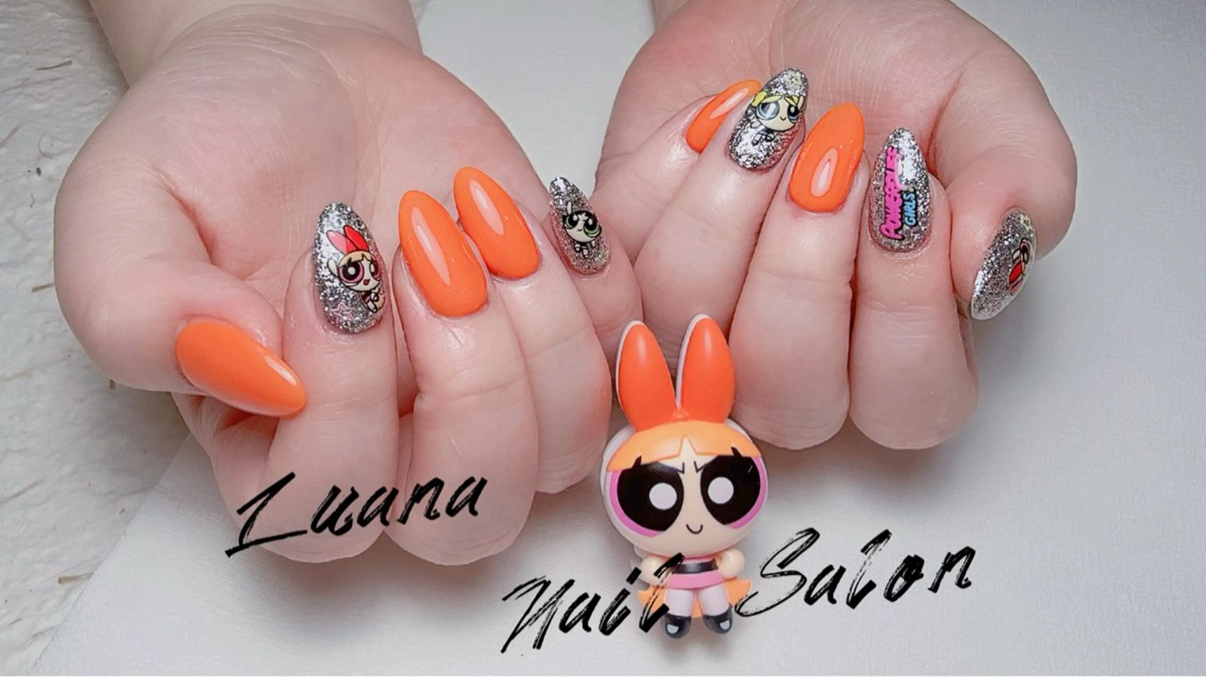 ネイル フラッシュネイル フレンチネイル 韓国ネイル マグネットネイル ミラーネイル ハンドネイル ルアナネイル サロンのネイルデザイン