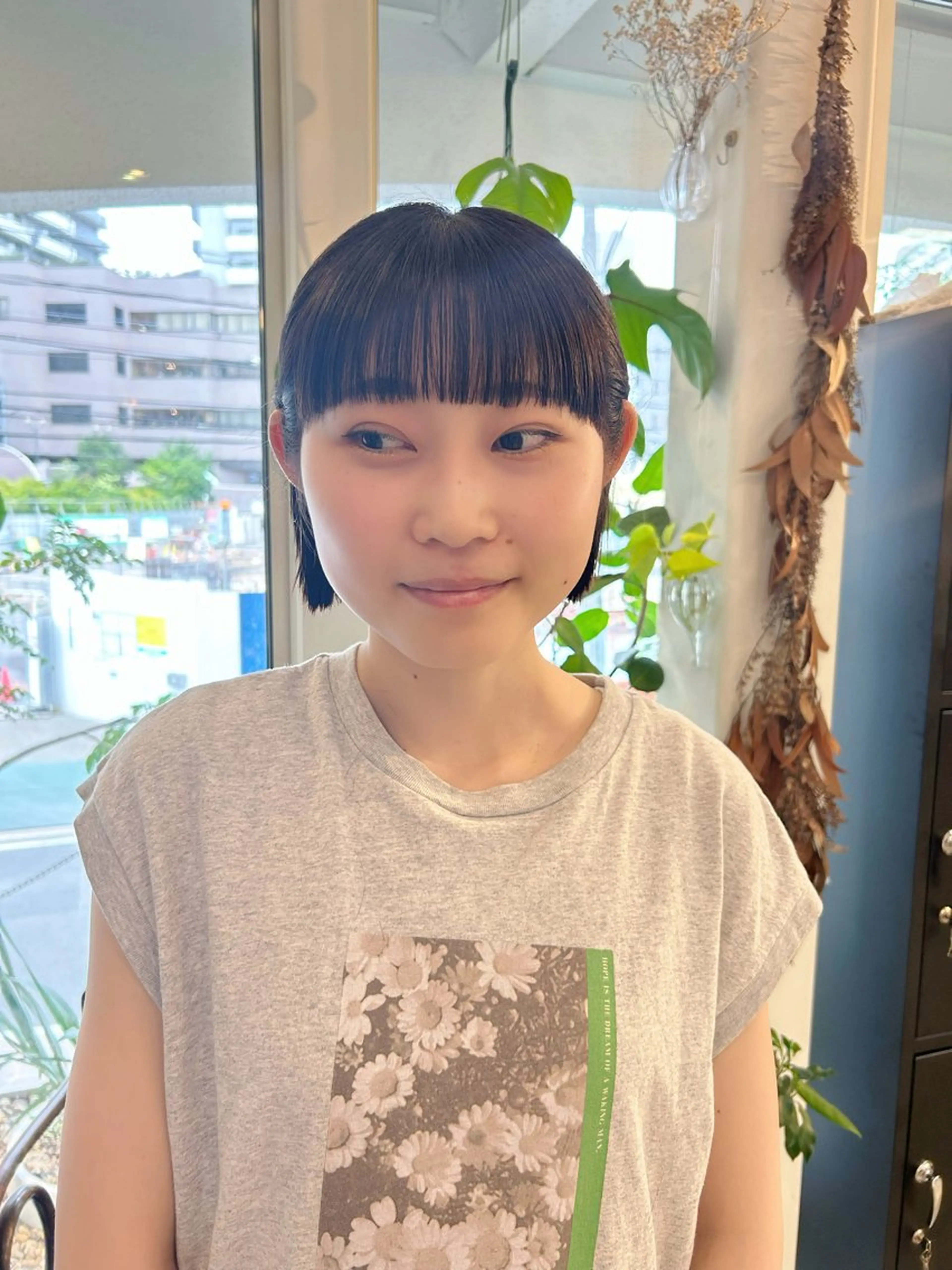 ショート 谷澤 朋佳のヘアスタイル