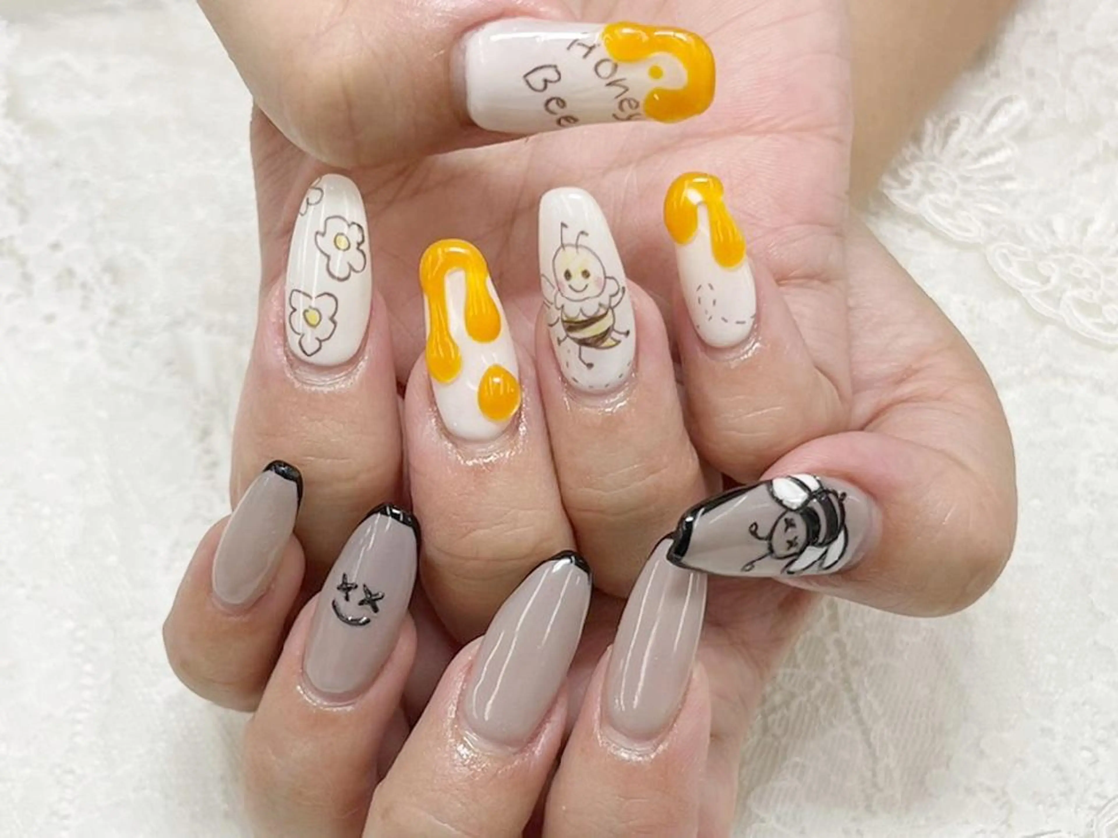 ネイル Nail salon Honey Beeのネイルデザイン
