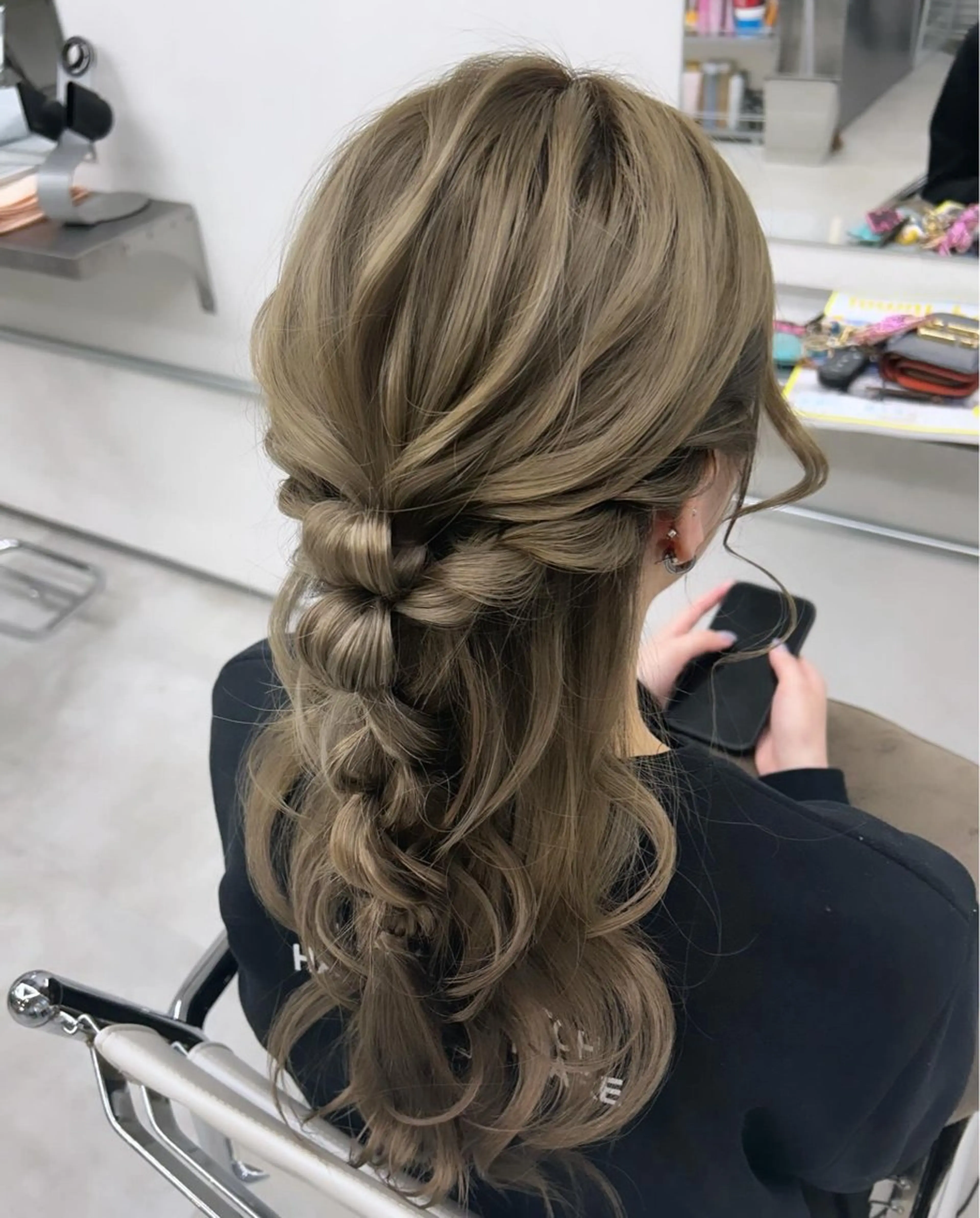 ロング ヘアアレンジ ハーフアップ 田口 莉奈のヘアスタイル