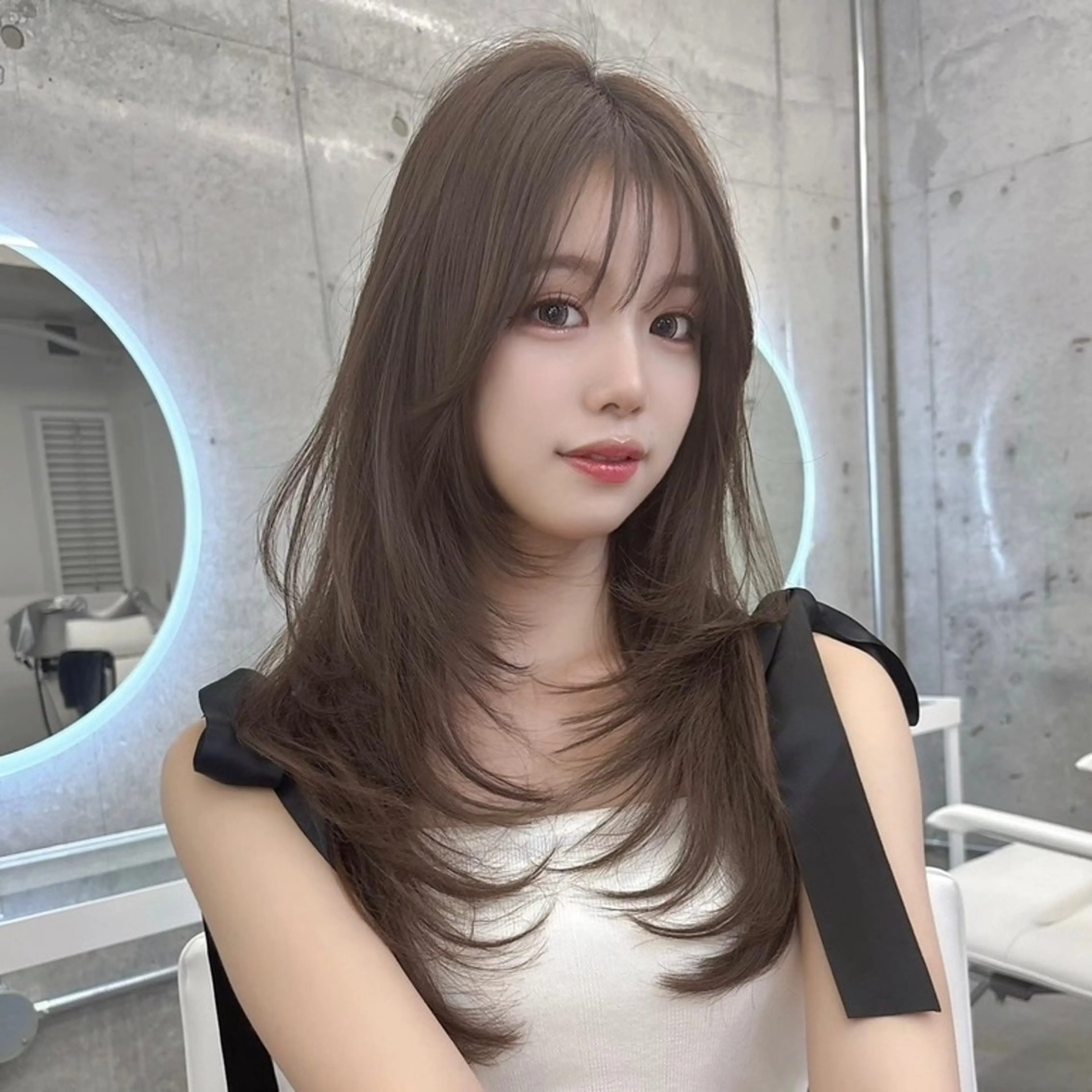 ロング カット ヘアカラー トリートメント 韓国レイヤー/透明感 カラー🦋mioのヘアスタイル