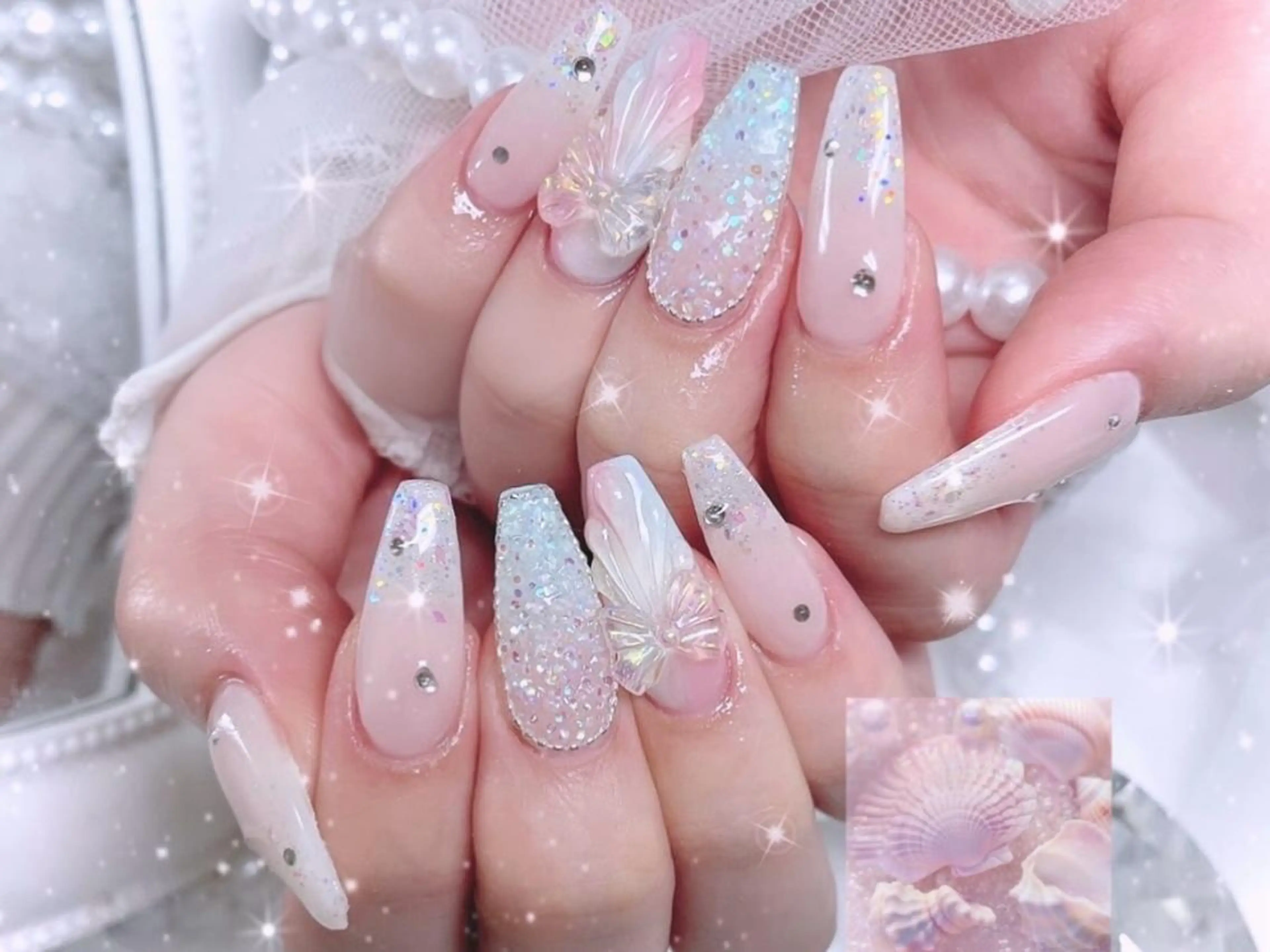 メンズ ネイル アートネイル フレンチネイル ジェルネイル キラキラネイル パラジェル Bloom kabukiのネイルデザイン