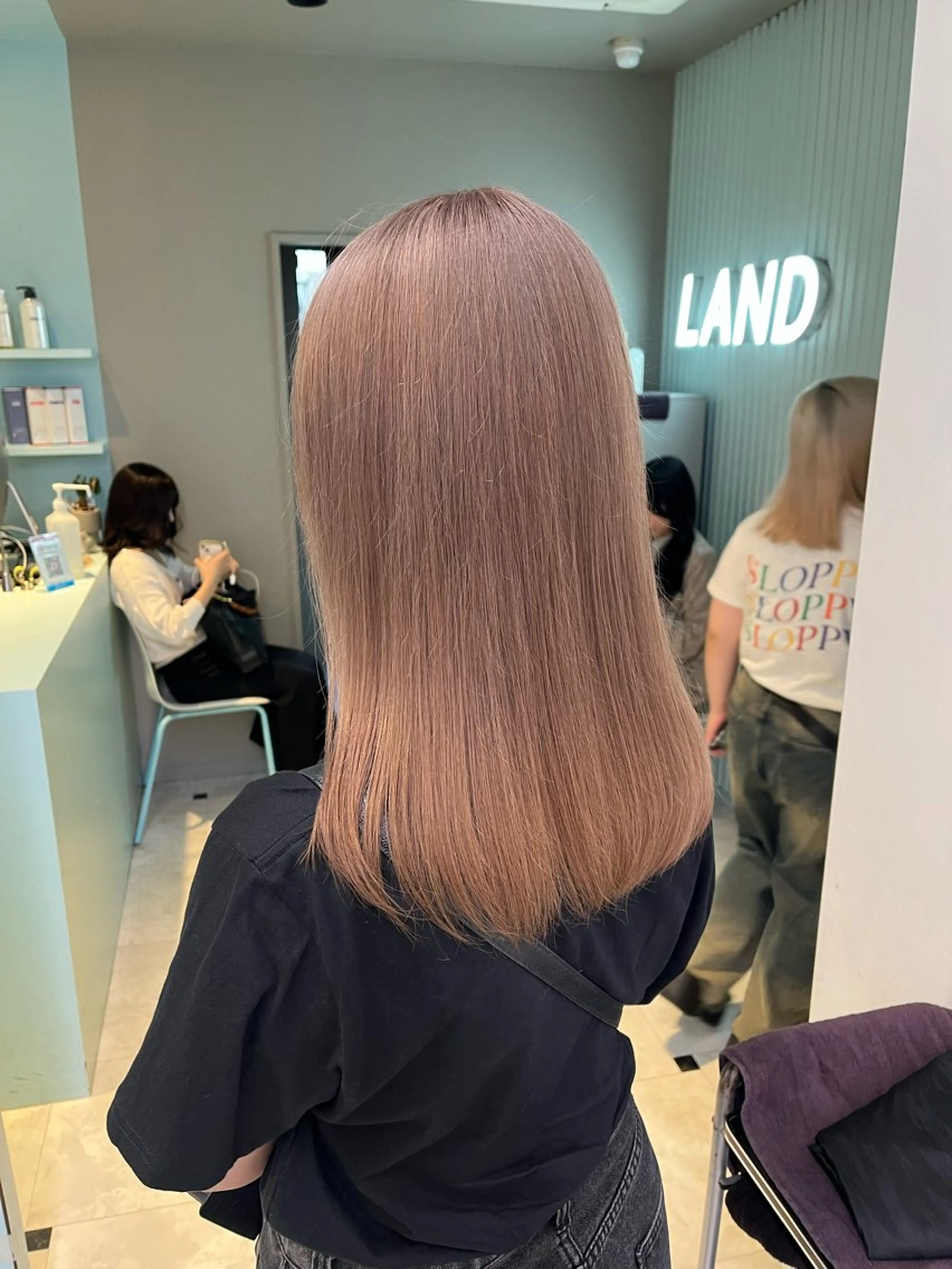 ミディアム カラー ヘアカラー トリートメント ブリーチカラー 🩵MIZUKIのヘアスタイル