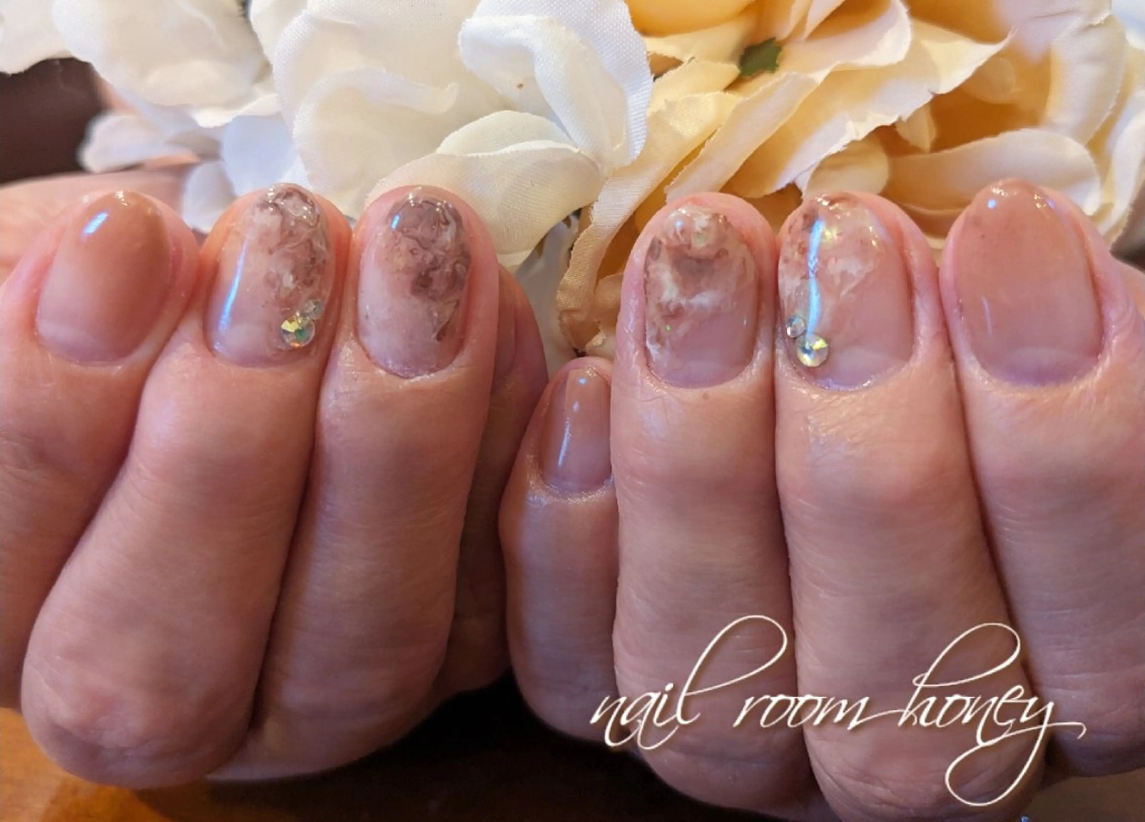 ネイル 大理石ネイル(マーブル) シンプルネイル 冬ネイル ハンドネイル nail room  honeyのネイルデザイン