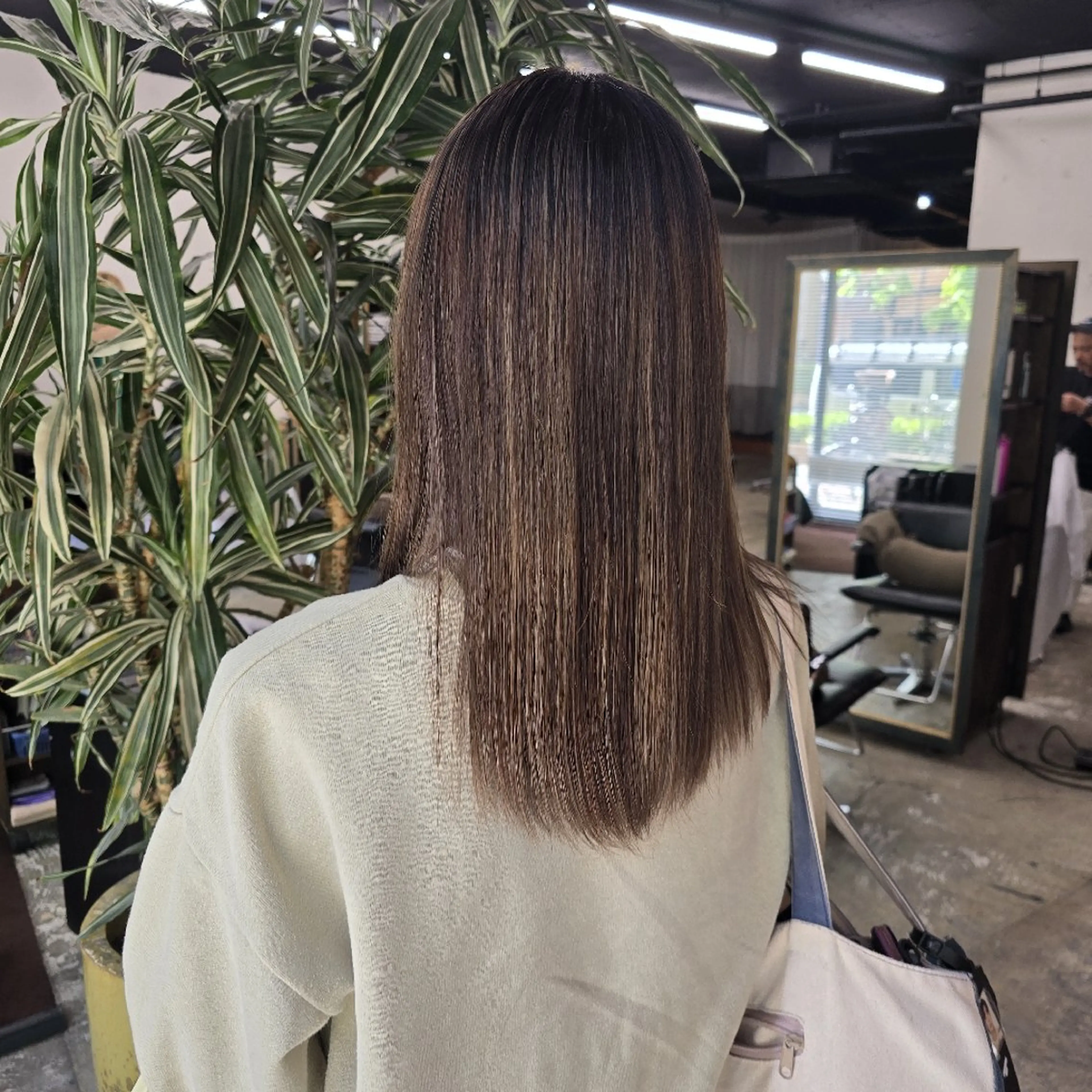 カラー ロング カット ヘアカラー ハヤシ マユ ✂ 府中美容室のヘアスタイル