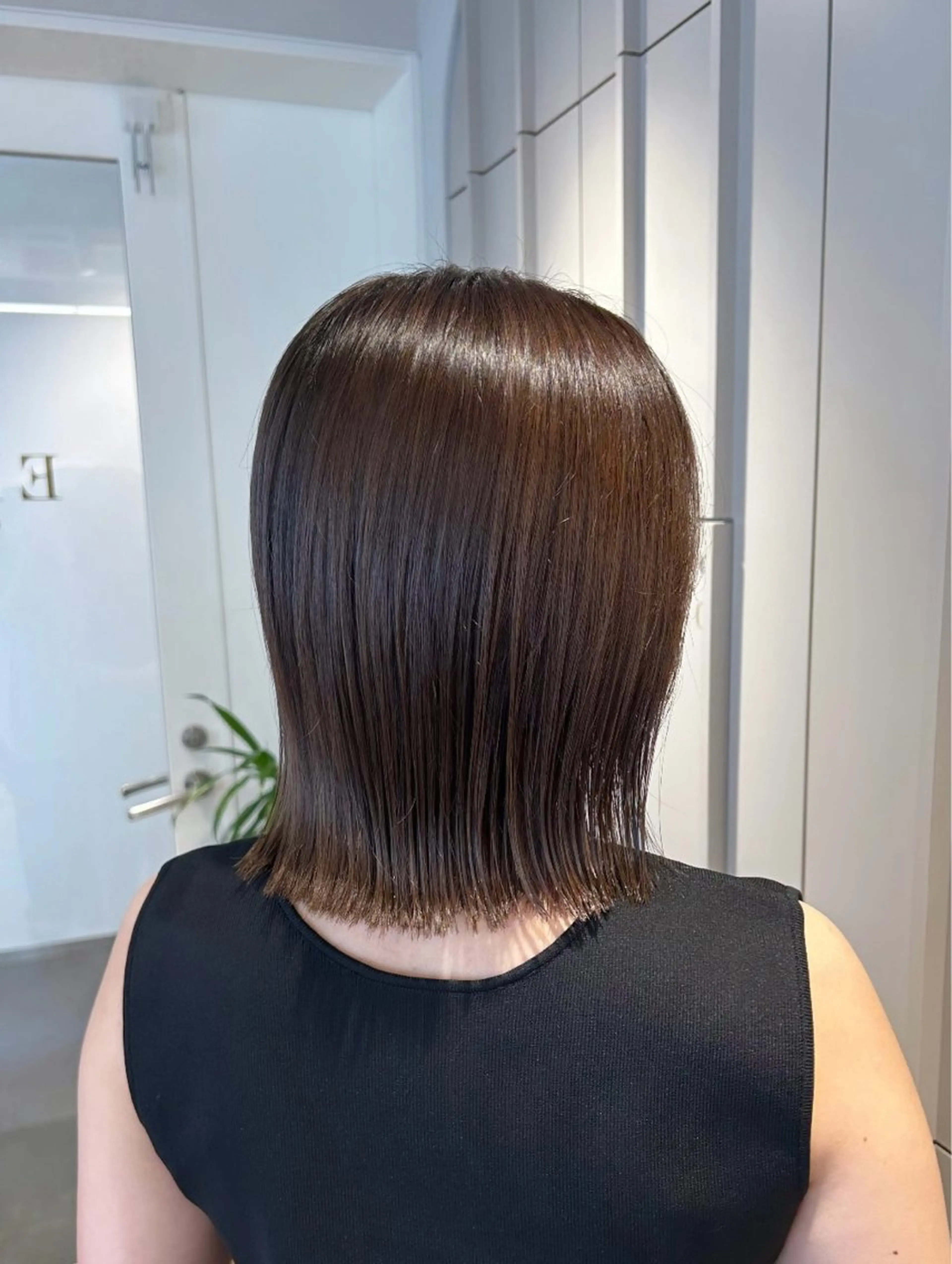 ショート カラー ボブ 若狭 愛梨のヘアスタイル