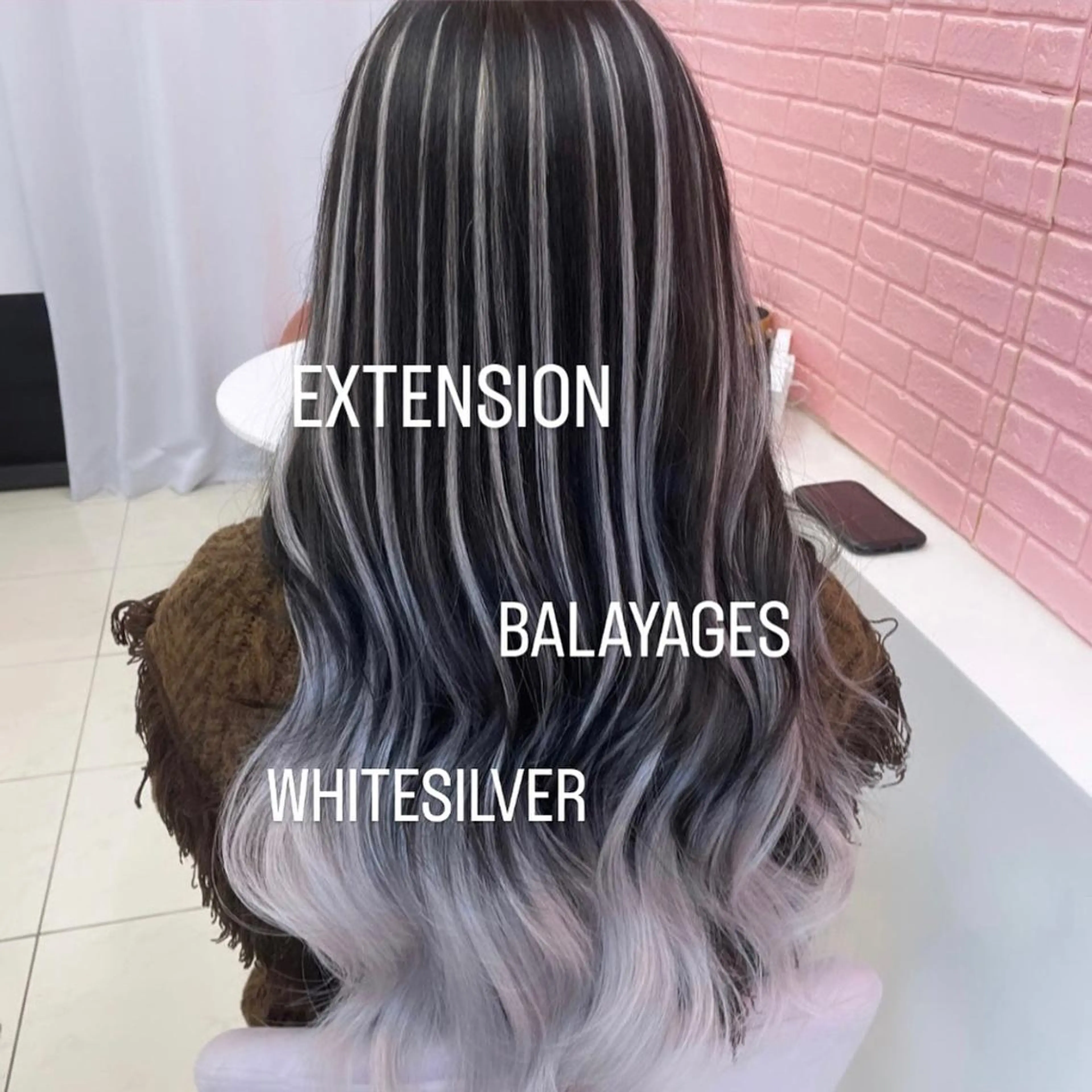 ロング カラー ヘアカラー エクステ エクステ🩵ブリーチ 韓国ヘア🩵KAEのヘアスタイル