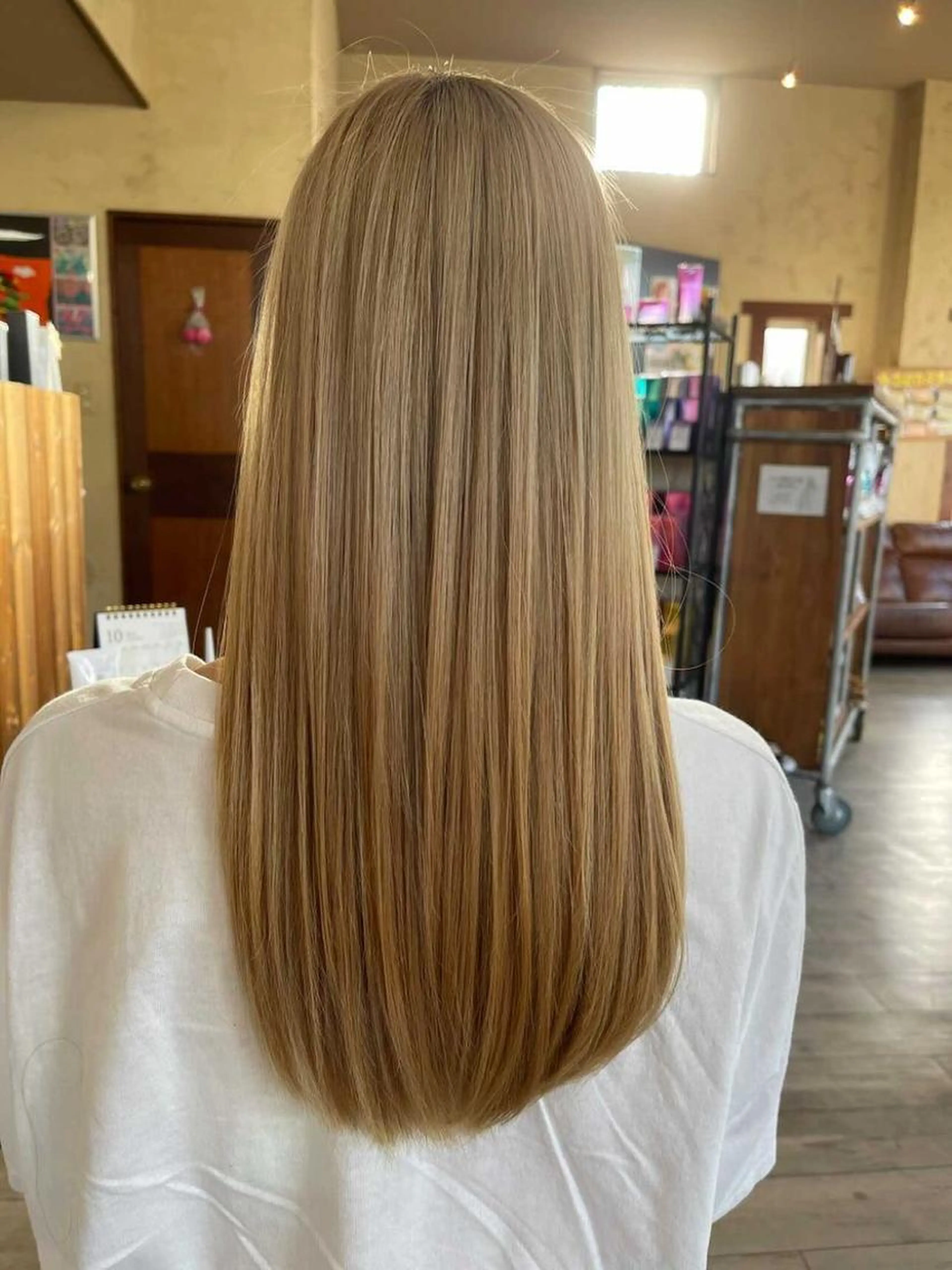 👧レディースカット+トリートメント👧の写真