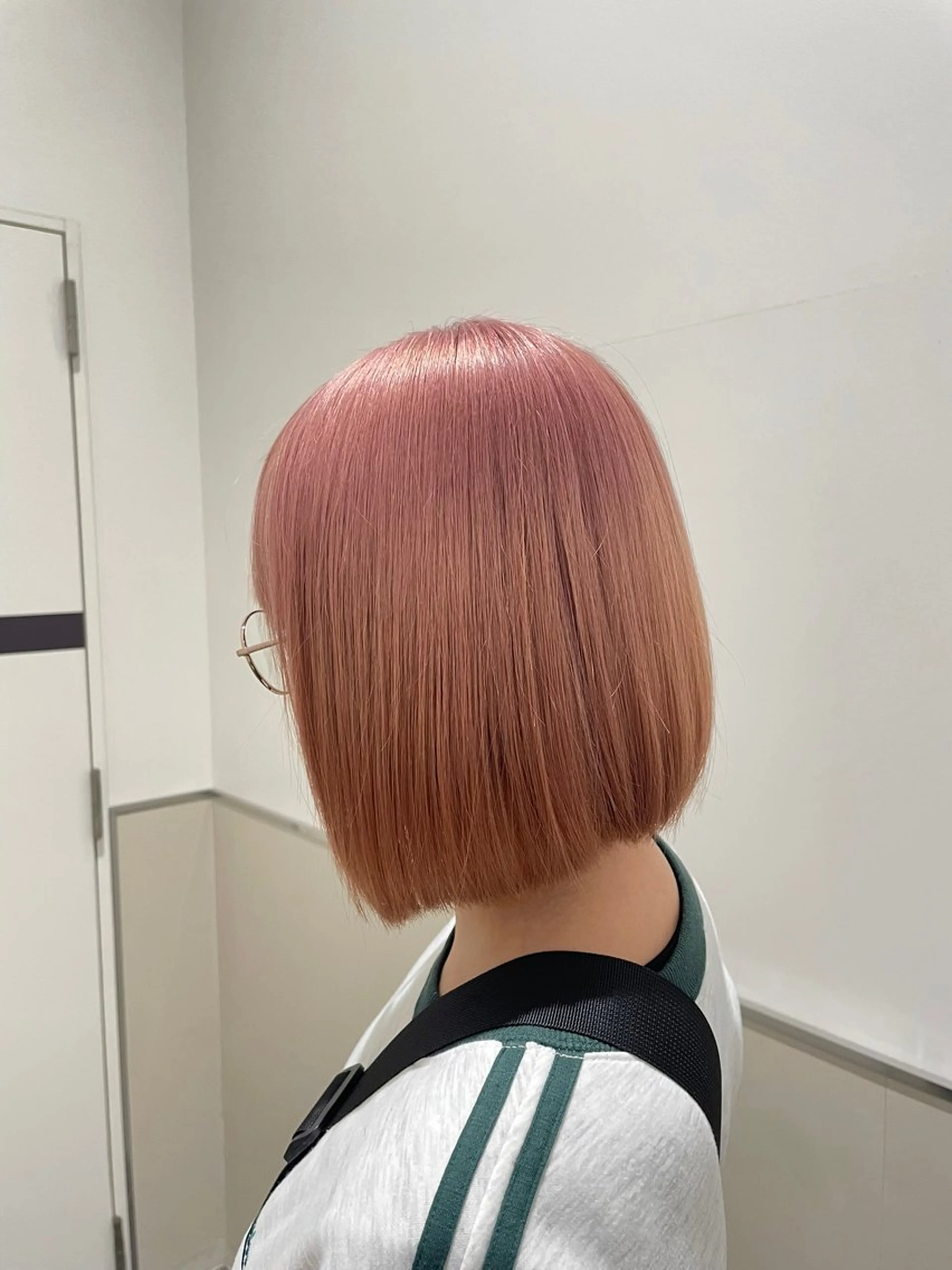 ミディアム カラー ヘアカラー トリートメント YUYA/ハイトーン /ブリーチのヘアスタイル