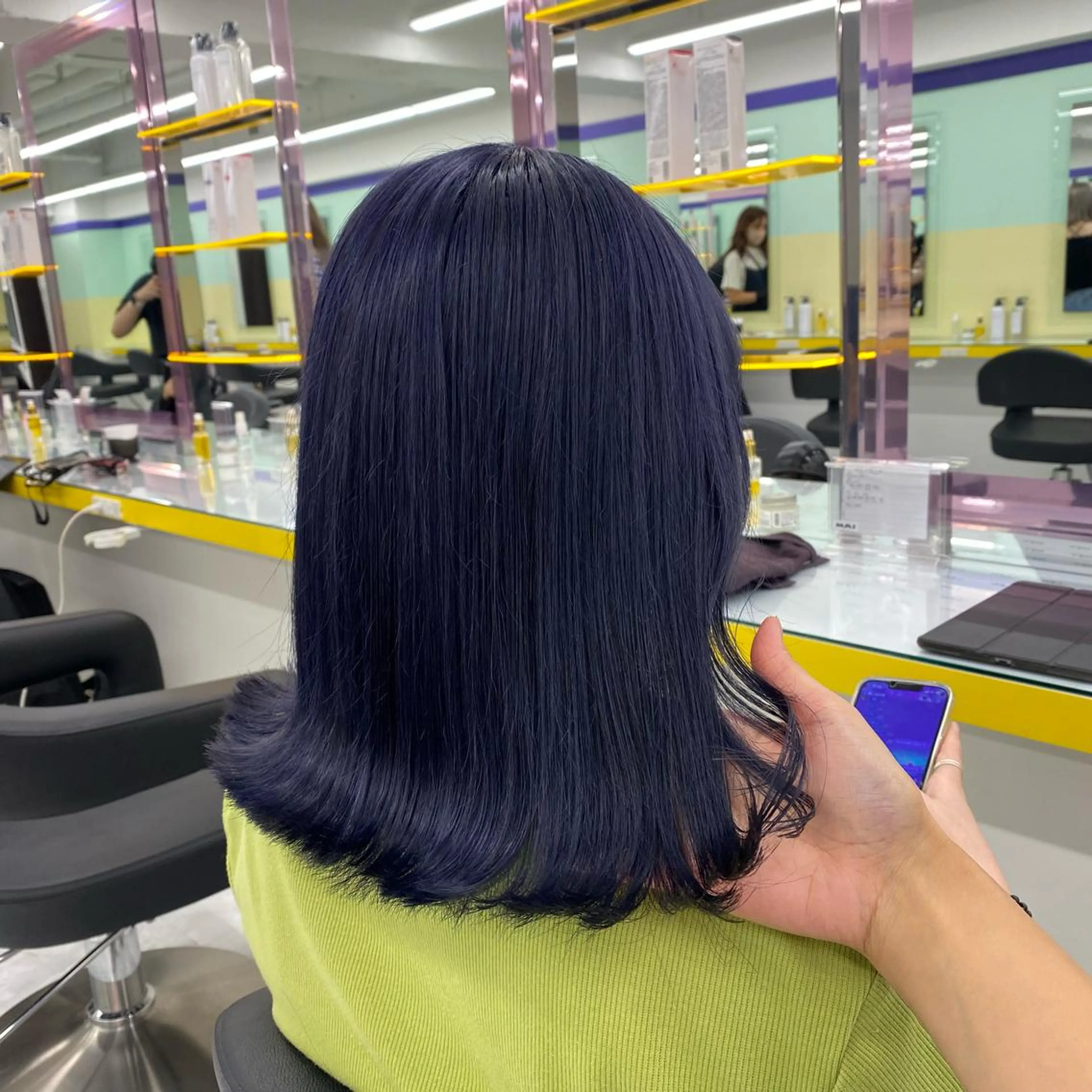 セミロング カラー ヘアアレンジ ヘアカラー トリートメント mai🍑暖色カラー /レイヤー💖のヘアスタイル