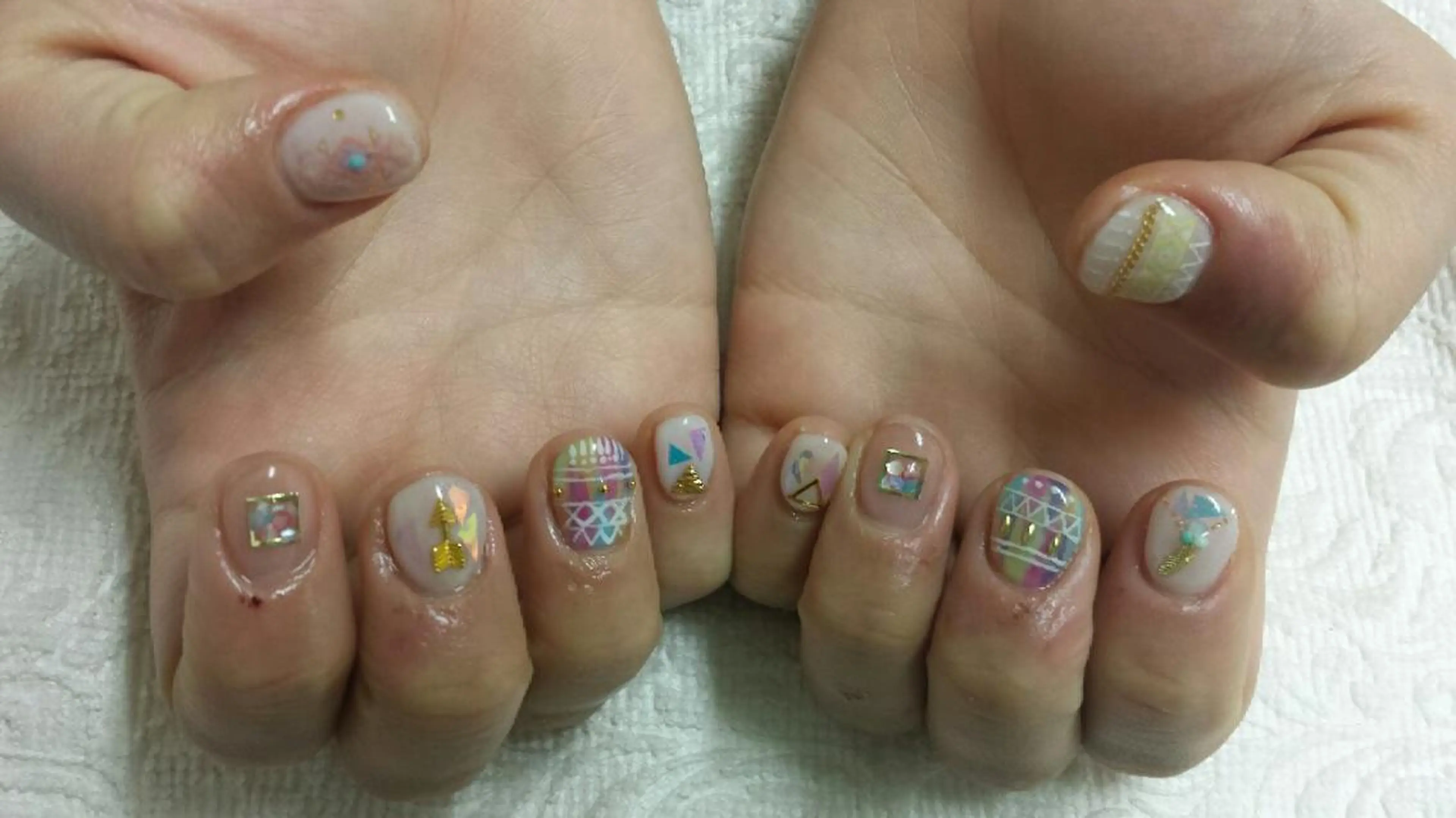 ネイル 河野ちえ (雑誌掲載サロン)のネイルデザイン