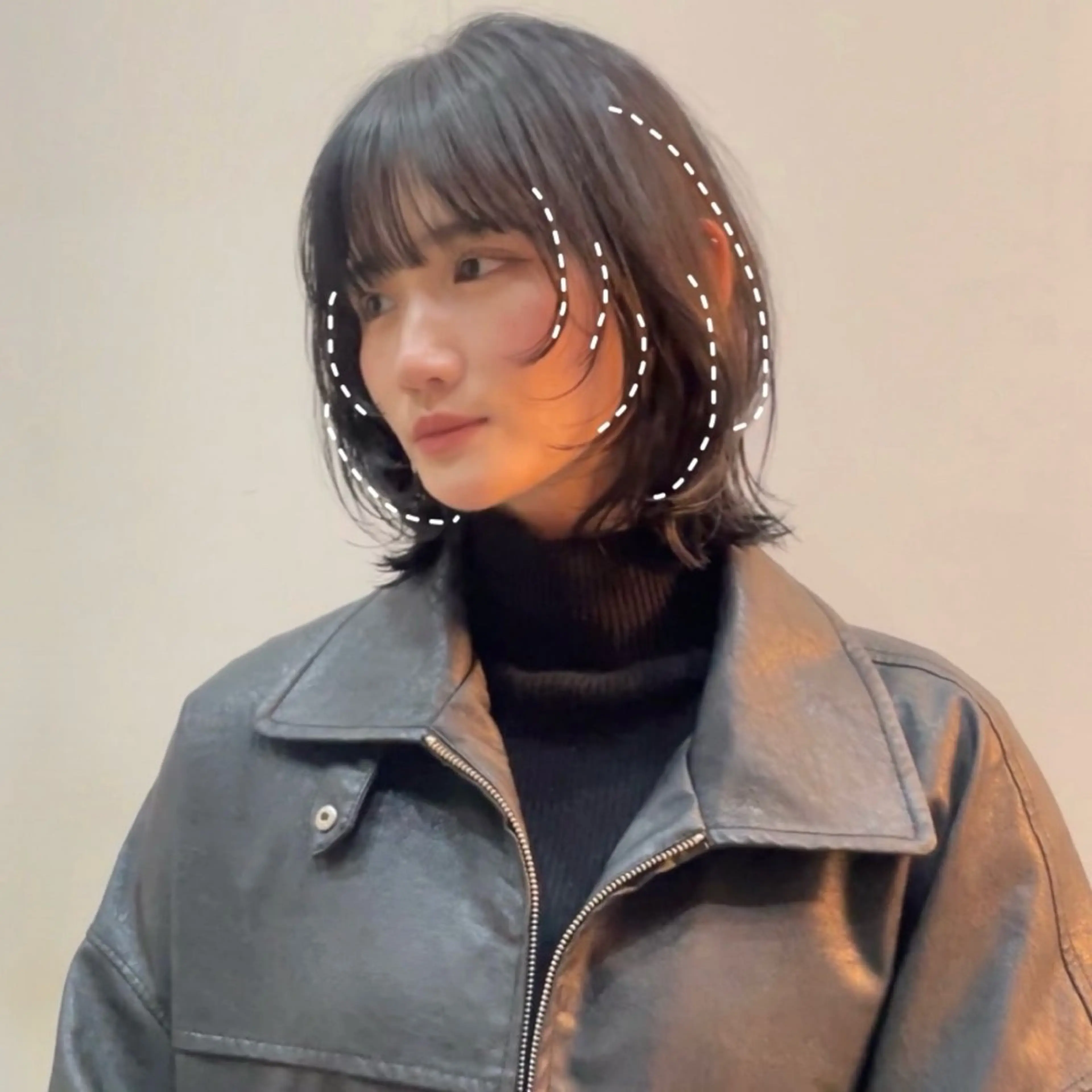 ショート カラー 顔まわりレイヤー 顔周りカット レイヤーカット 似合わせカット 小顔カット レイヤー/ブリーチ ♥️【木坂 桃歌】のヘアスタイル