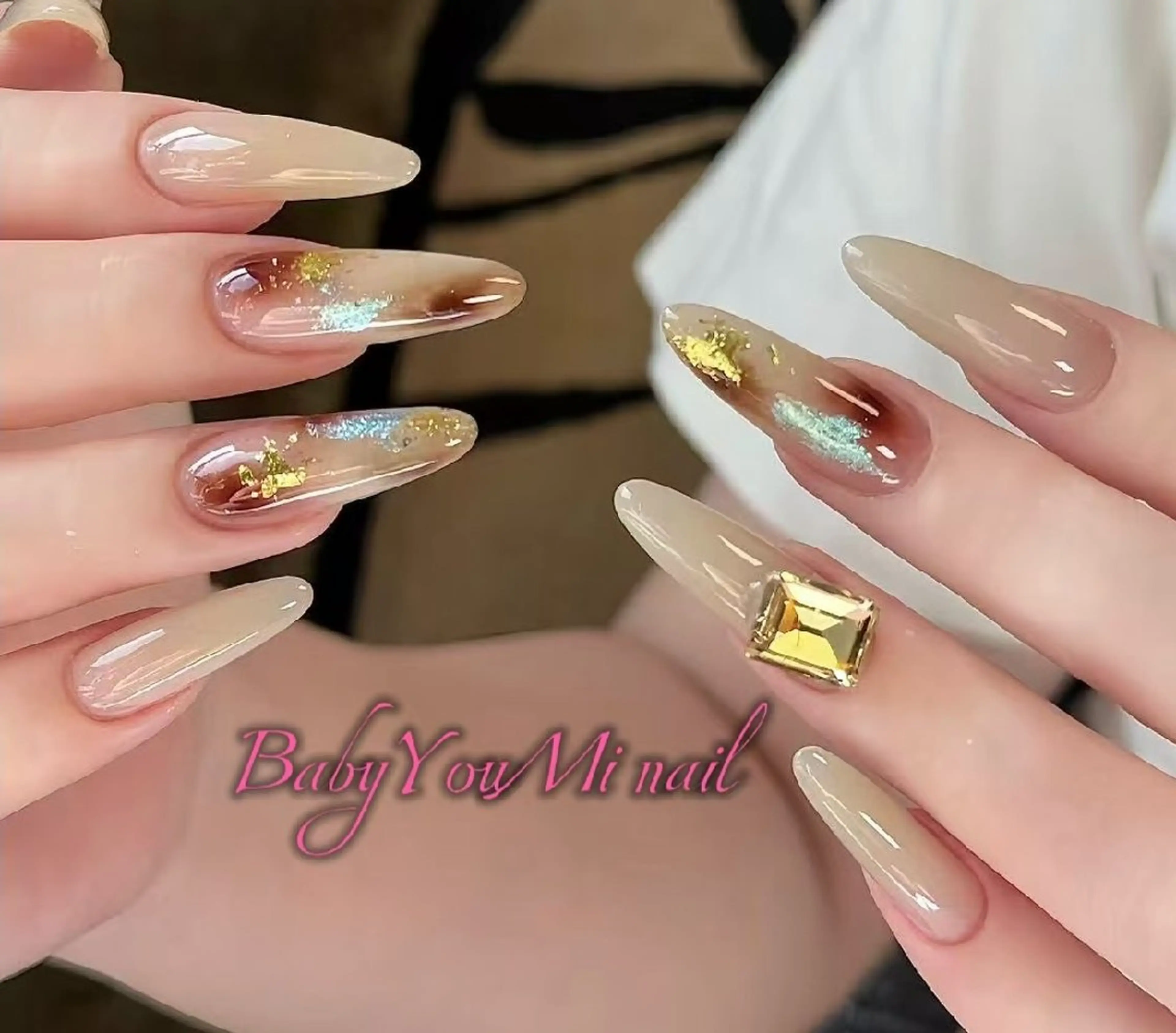 ネイル オーロラネイル フラワーネイル フットネイル フレンチネイル ジェルネイル ハンドネイル Oomiya 服部のネイルデザイン