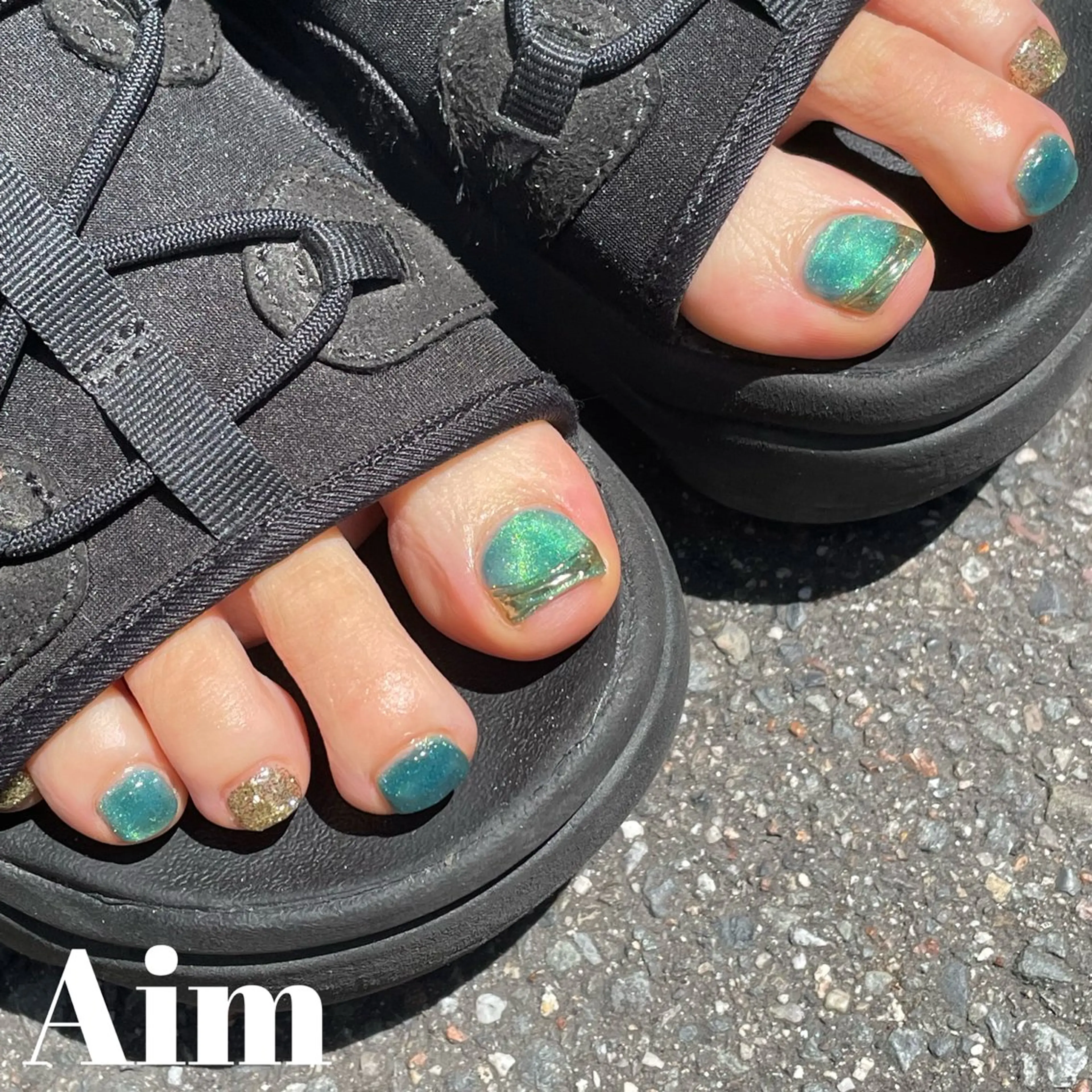 ネイル フットネイル ネイルサロンAim河原町[ヘアセット　ヘアエクステ　着付　専門店]所属・Aim🌿 kanaのネイルデザイン