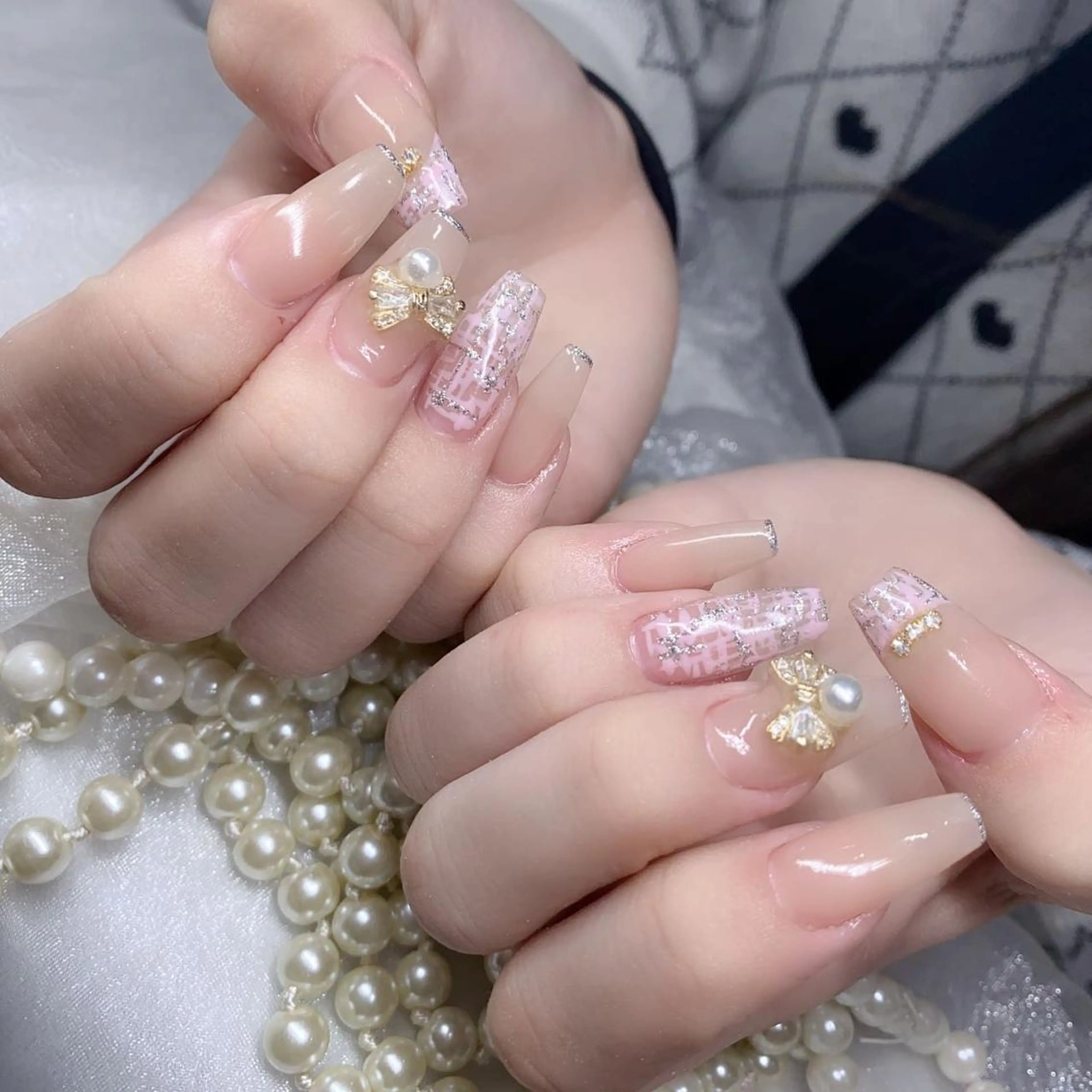 ネイル アートネイル 長さ出し ネイルチップ Queens ひなのネイルデザイン