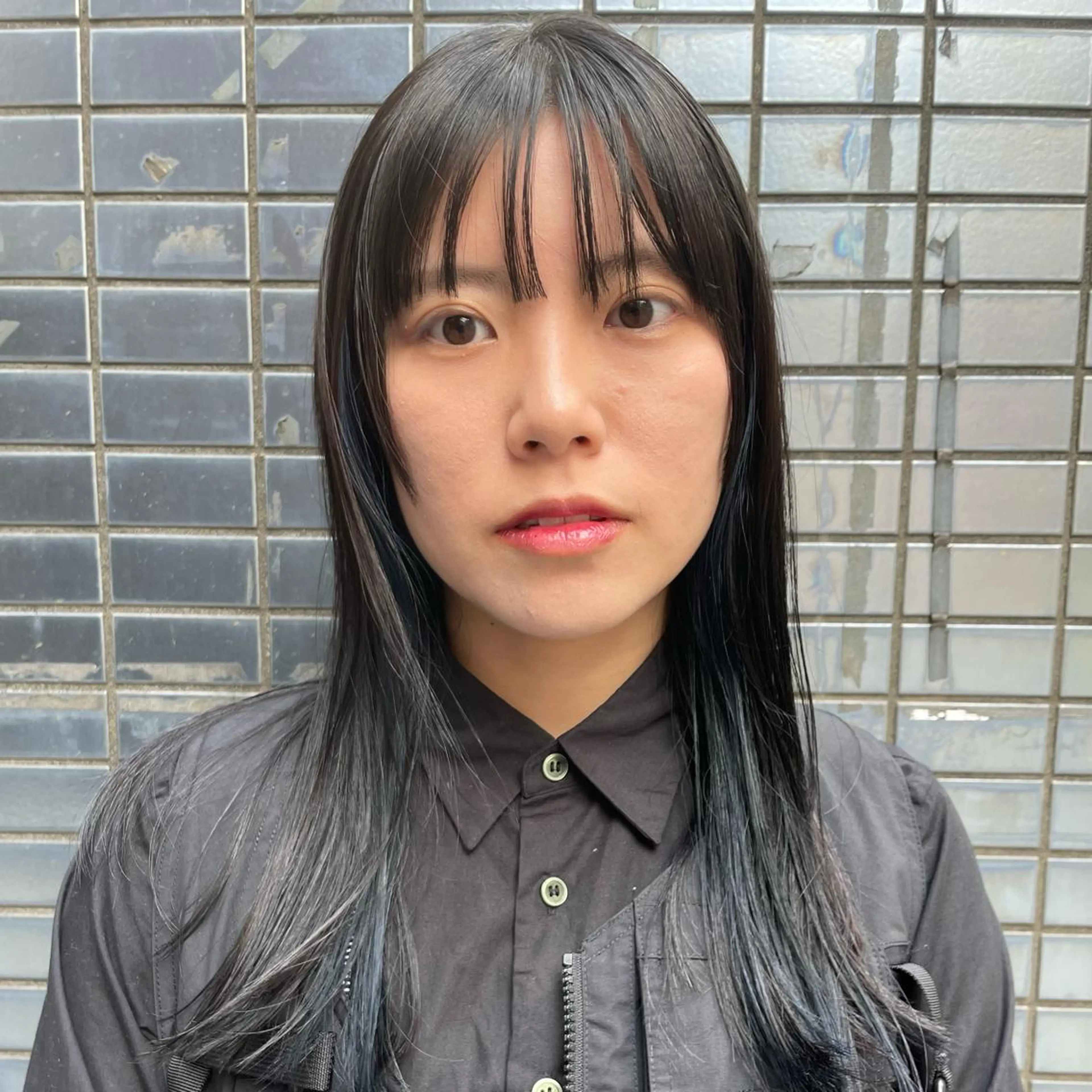 セミロング カラー カット ヘアカラー ホリケ アオイのヘアスタイル