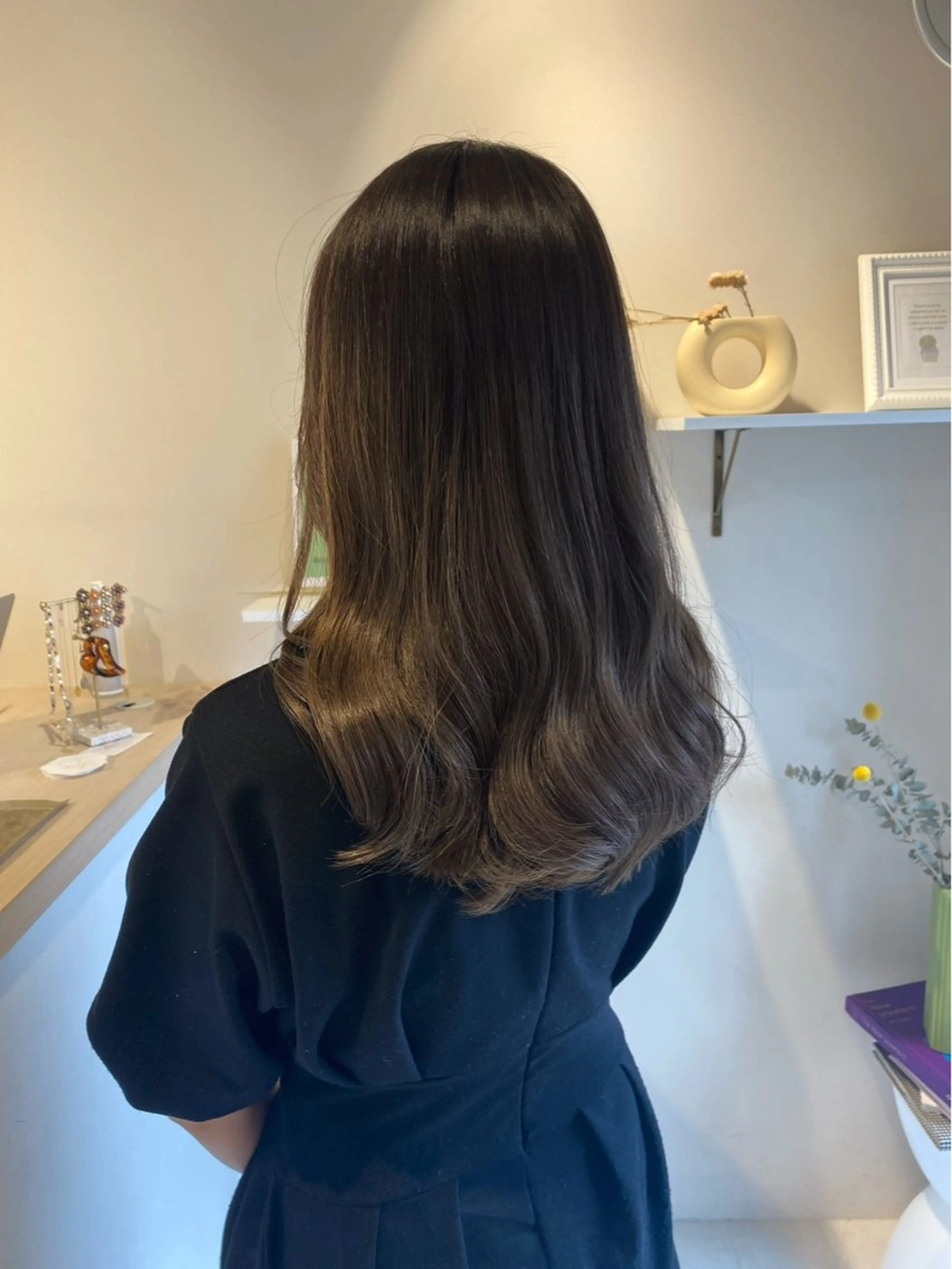 セミロング カラー roka ʜᴀʀᴜᴋᴀのヘアスタイル