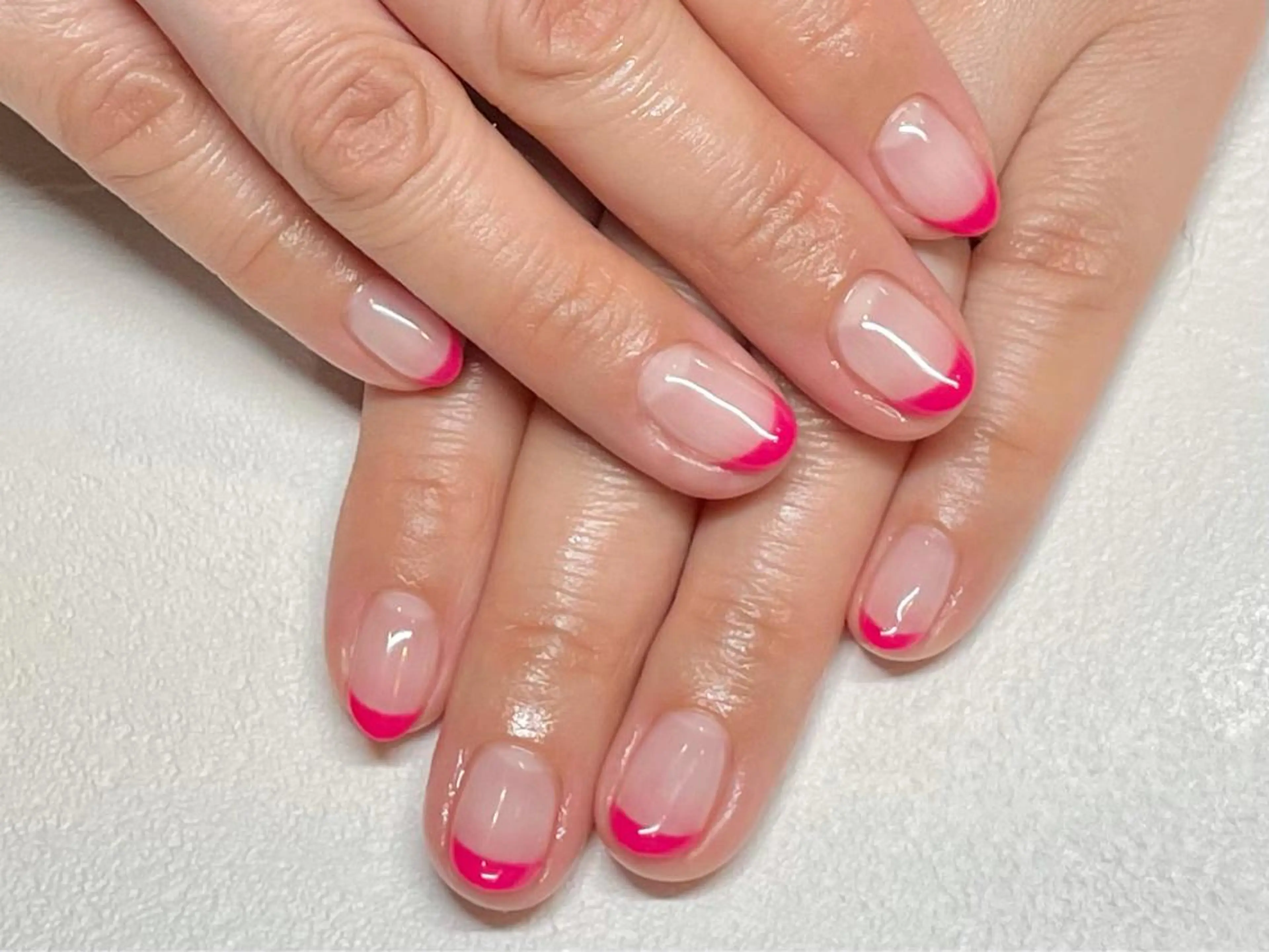 ネイル フレンチネイル ささき れいなのネイルデザイン