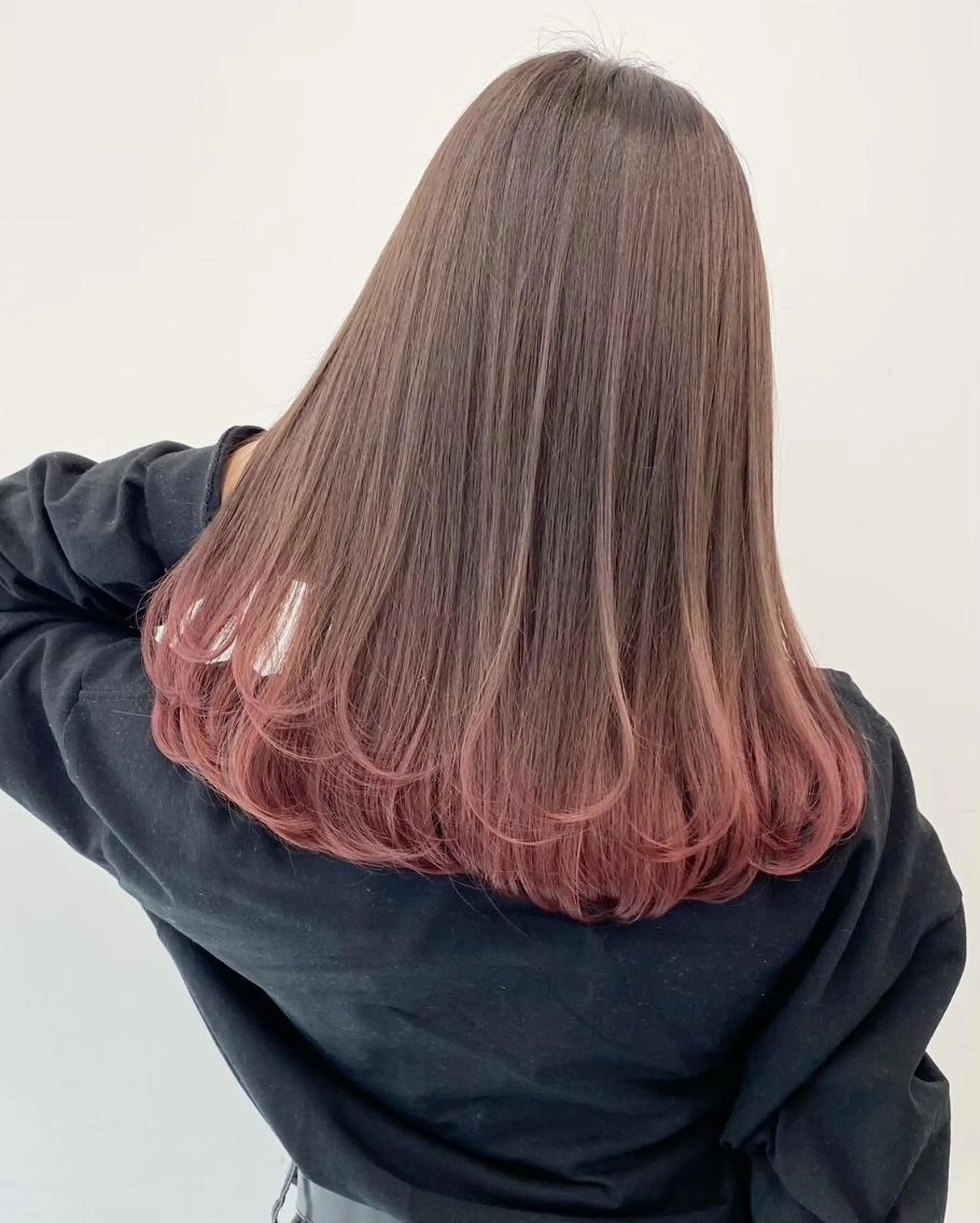 【❗️気軽にイメチェンはこれ❗️】毛先グラデーションカラー＋トリートメント✨¥12000​〜​の写真